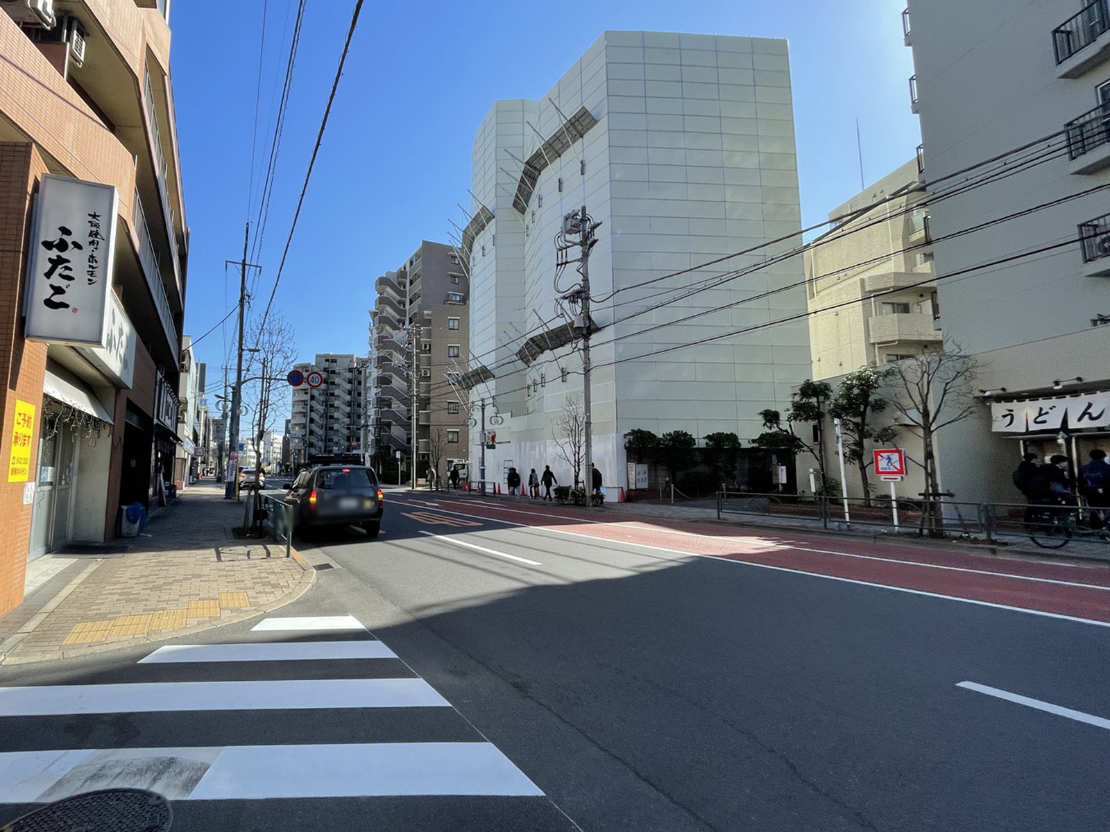 香雅堂品川ビル前面の通り