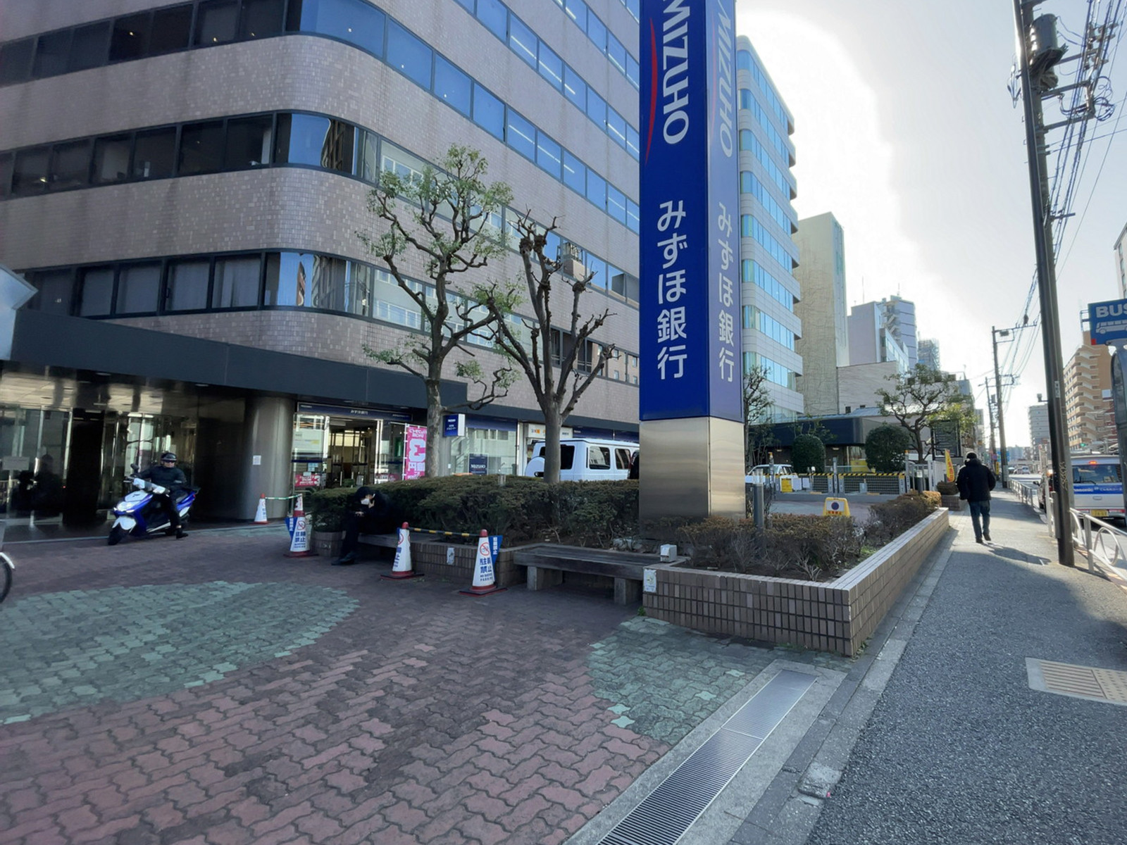 並びのみずほ銀行 品川支店