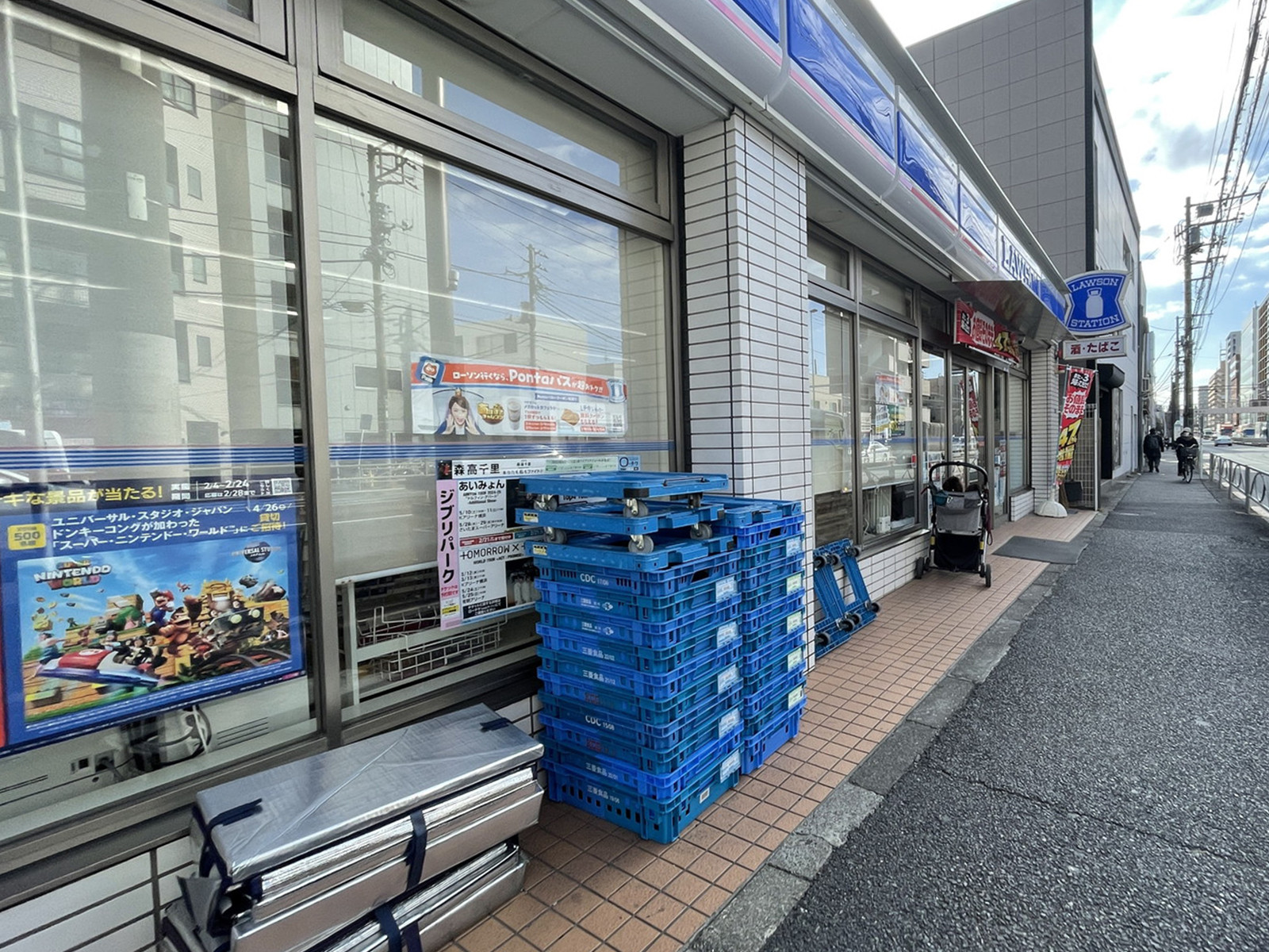 徒歩5分のローソン 新馬場南口店