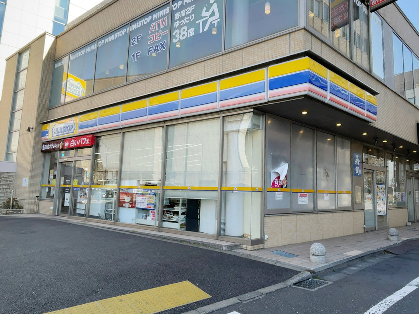 至近のミニストップ 信濃町駅北口店