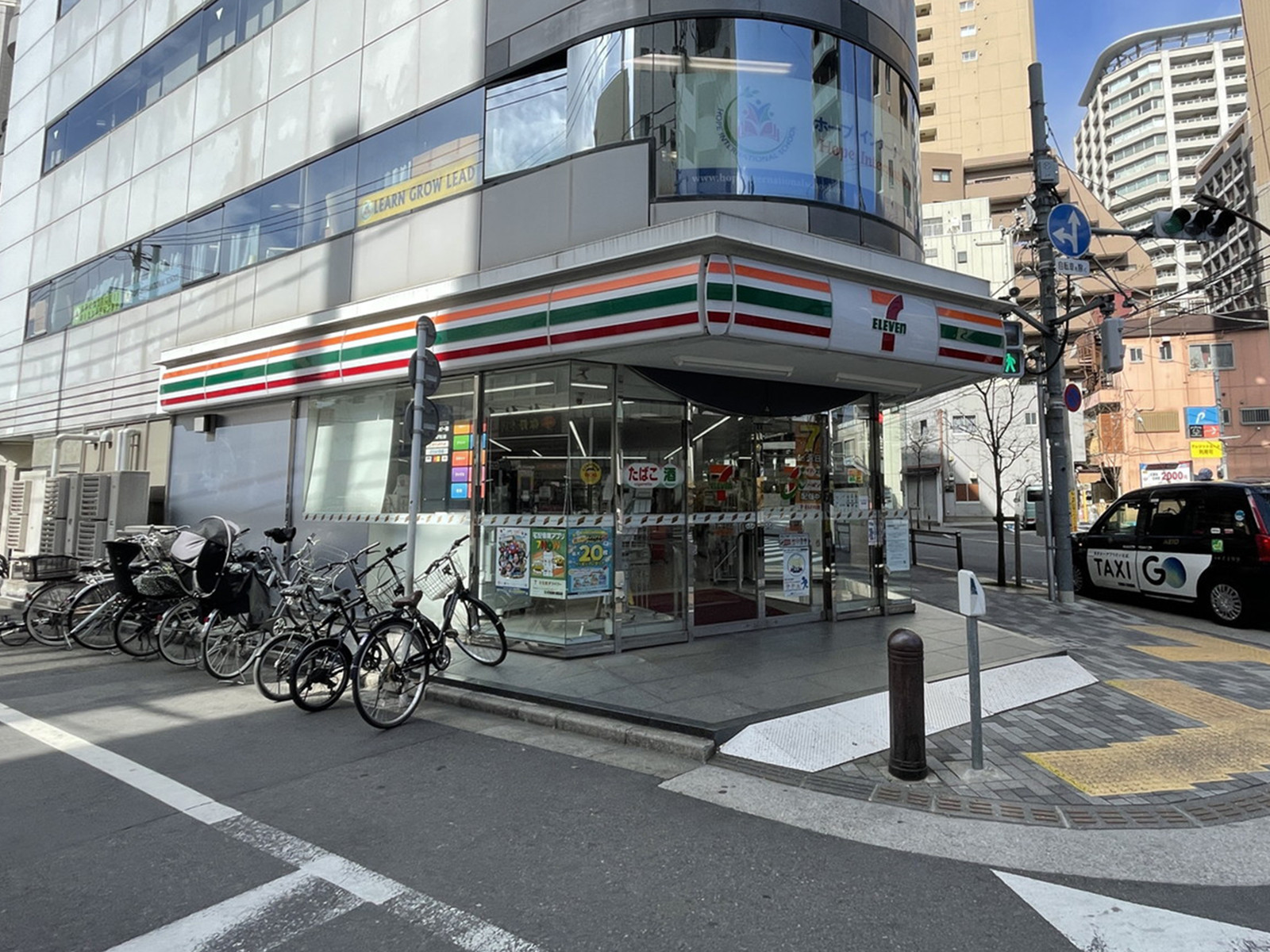 徒歩1分のセブンイレブン京急蒲田駅前店