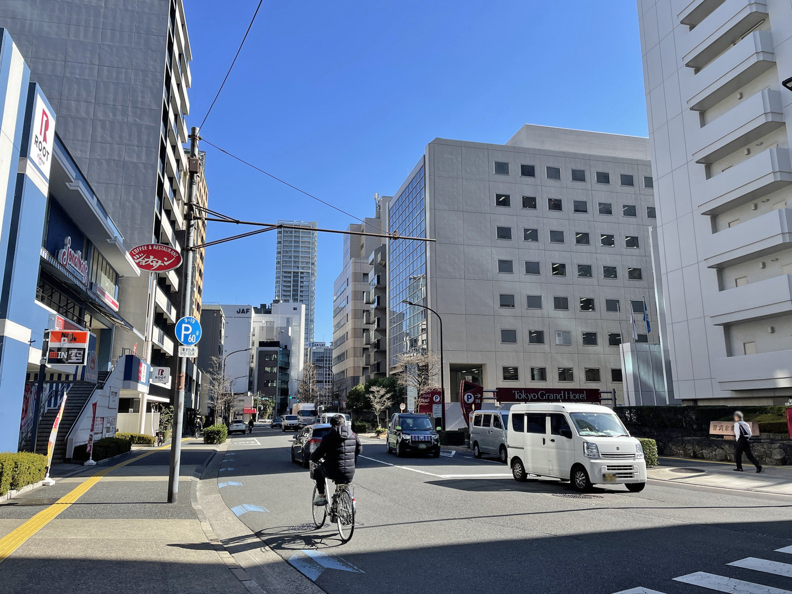 NOVEL WORK Shibakoen前面の通り