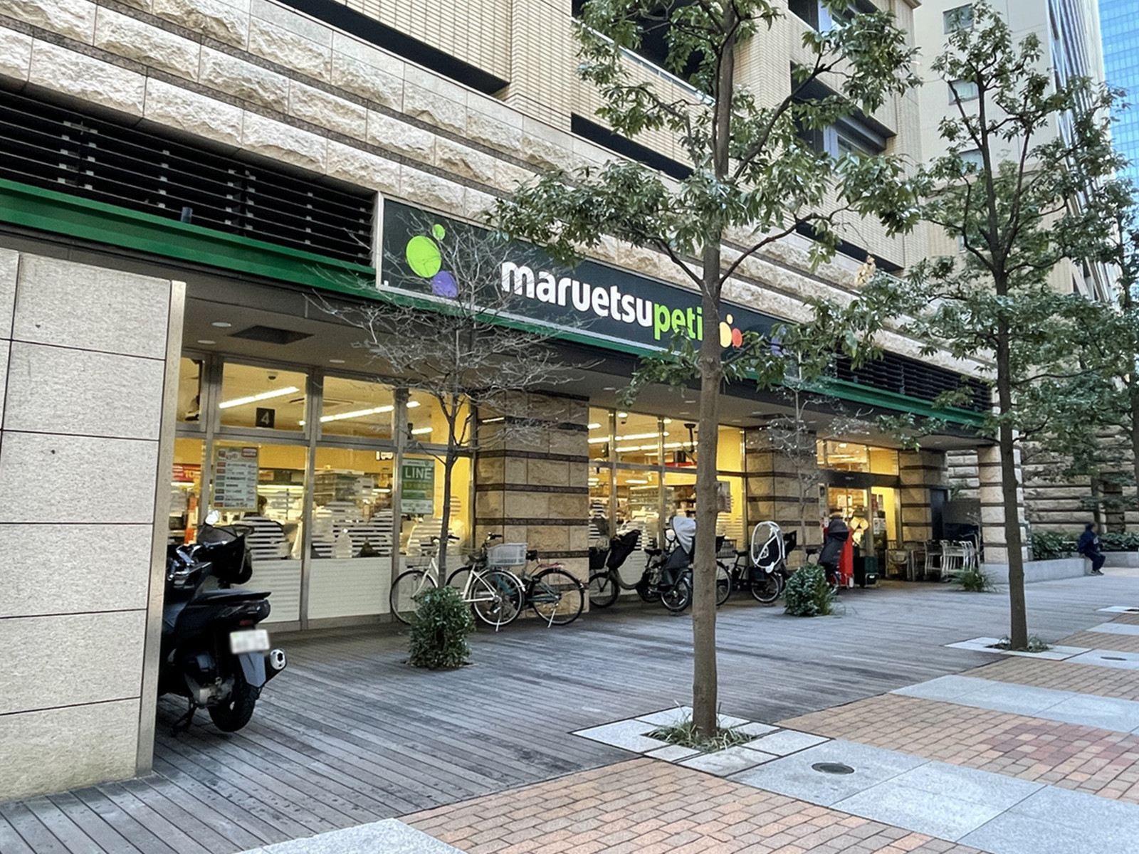 至近のマルエツ プチ 芝四丁目店