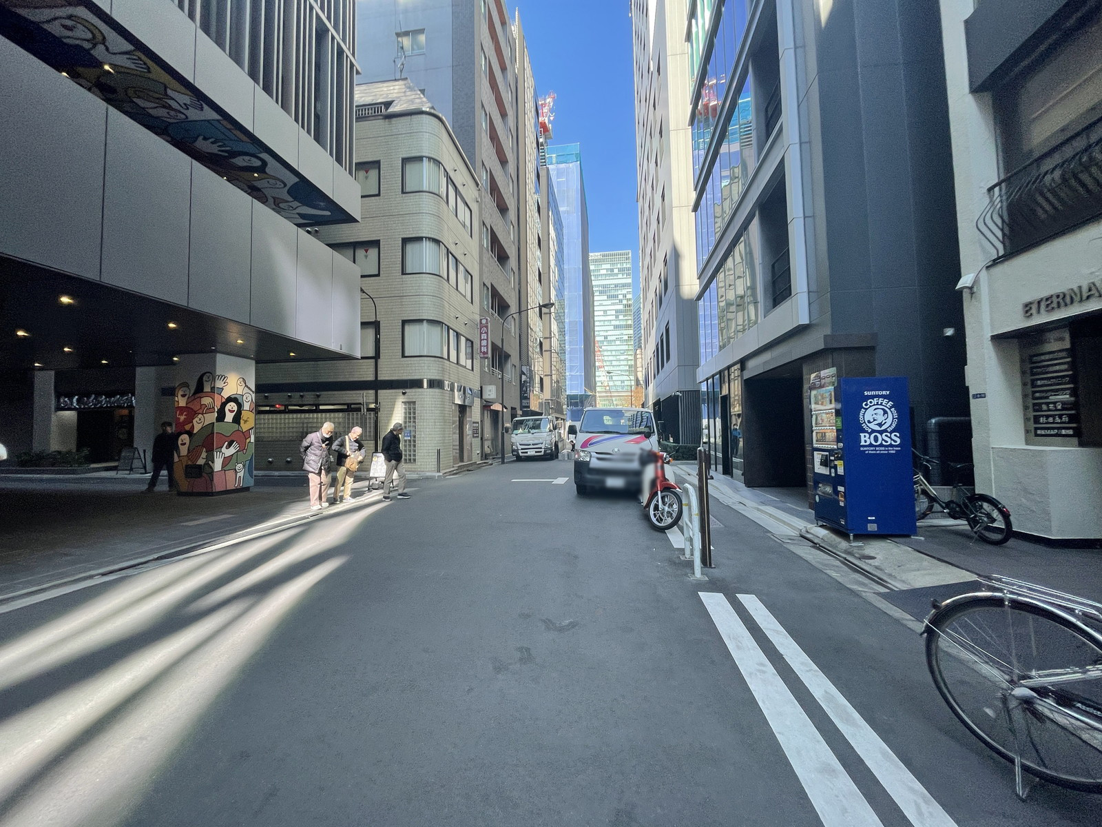 VORT京橋3前面の通り