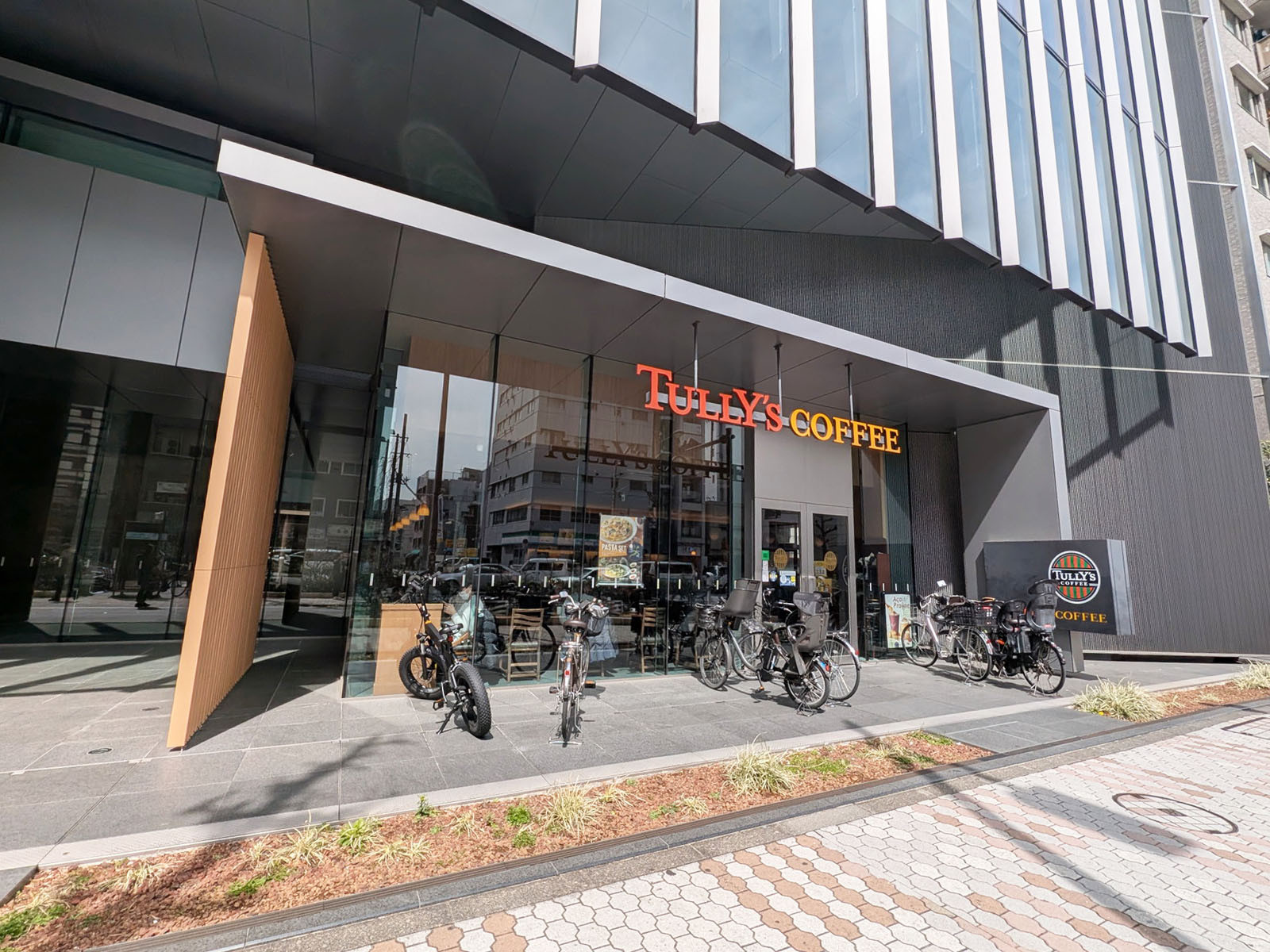 徒歩1分のタリーズコーヒー 目黒東口店