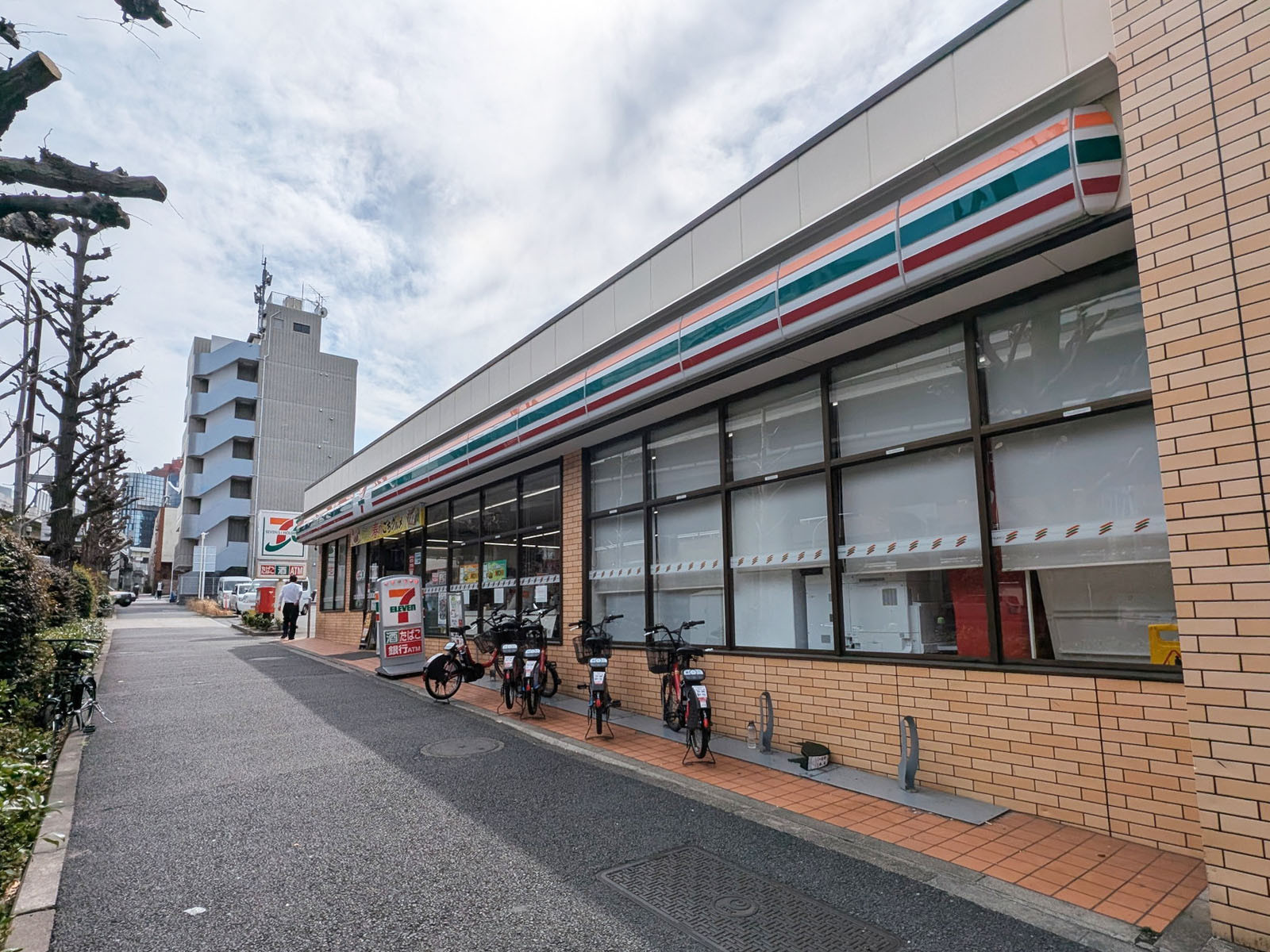 徒歩4分のセブン-イレブン西五反田６丁目店