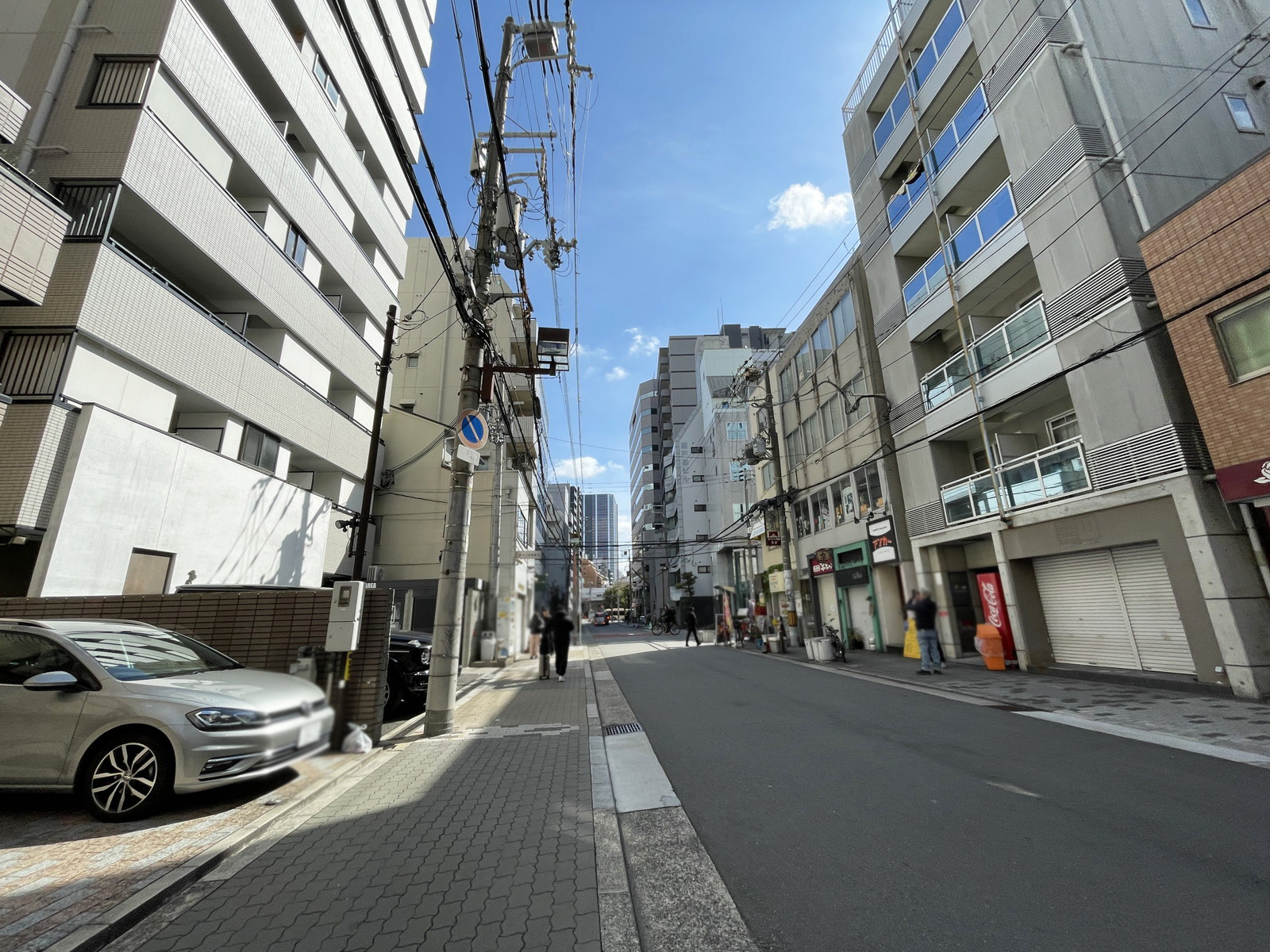 HOWAビル前面の通り