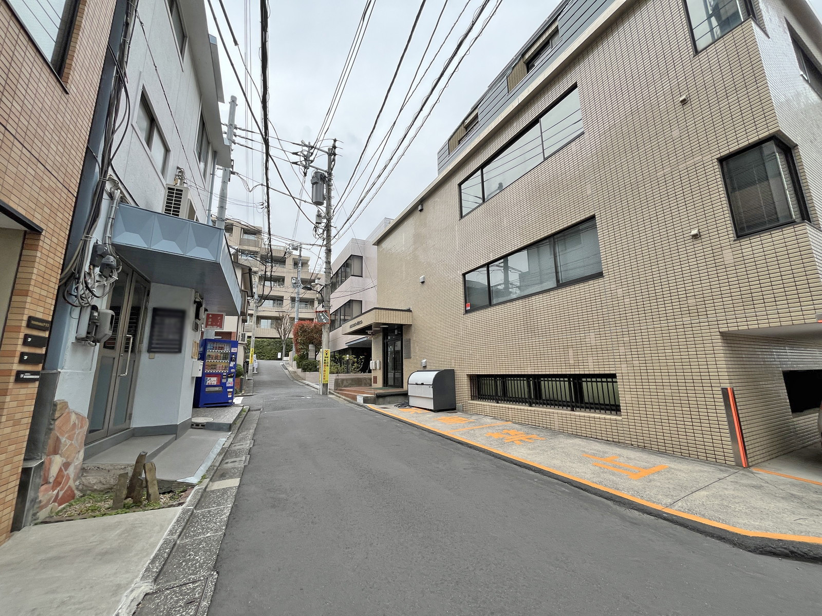 kenshokuテラス前面通り
