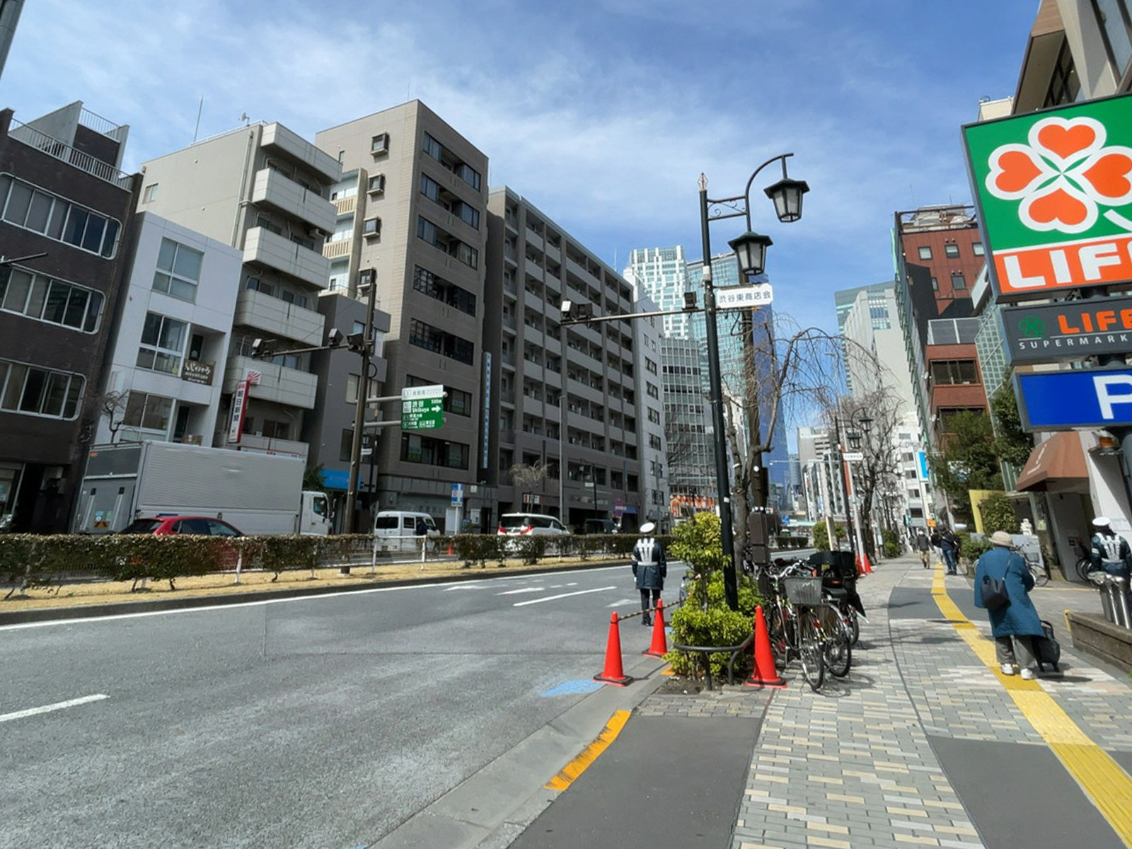 東京建物東渋谷ビル前面の通り