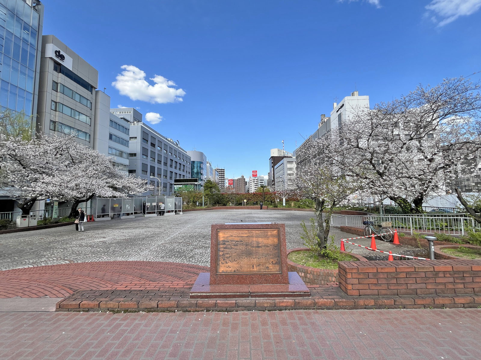 徒歩2分の築地川銀座公園