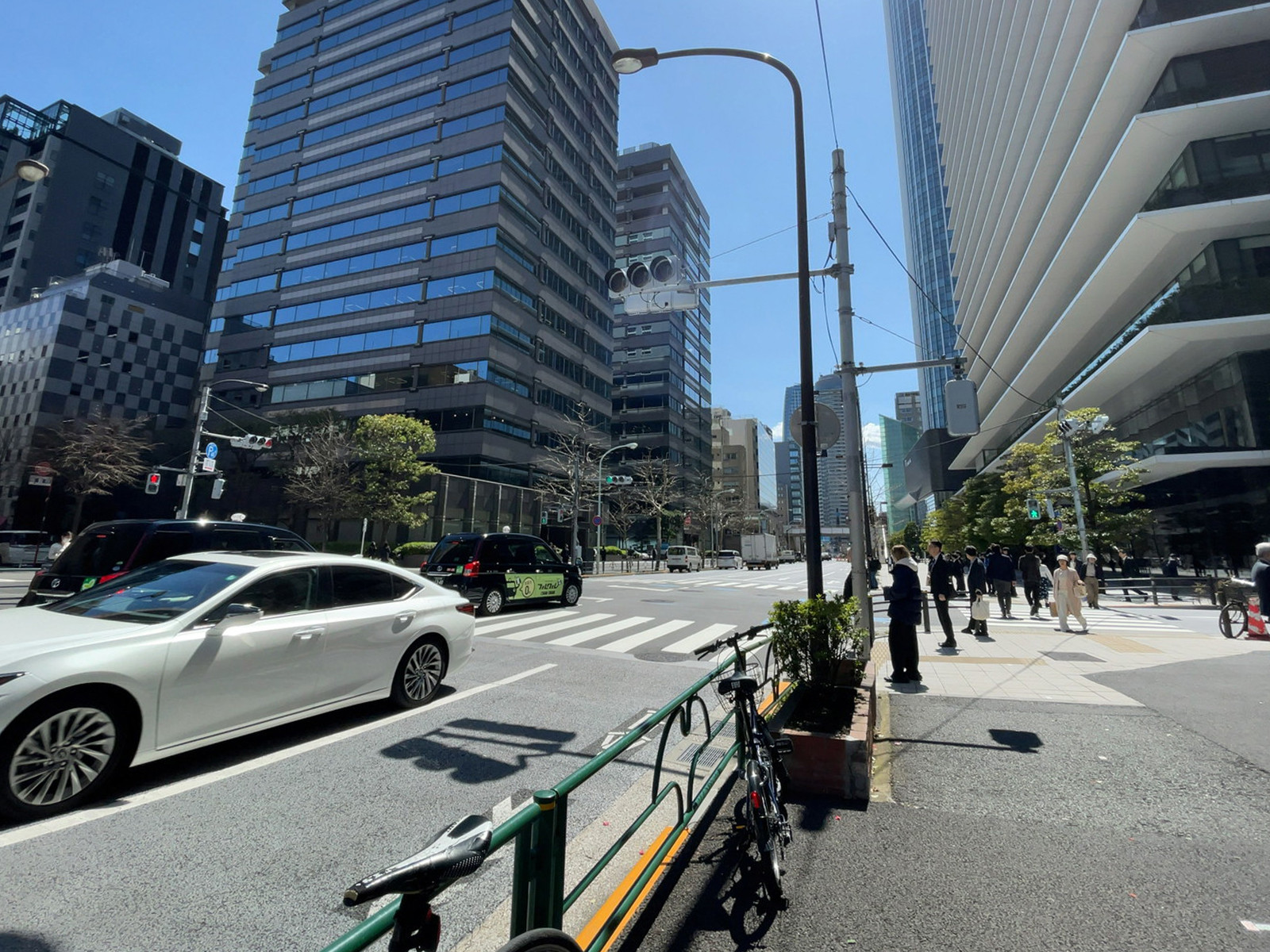 KDX虎ノ門一丁目ビル前面の通り