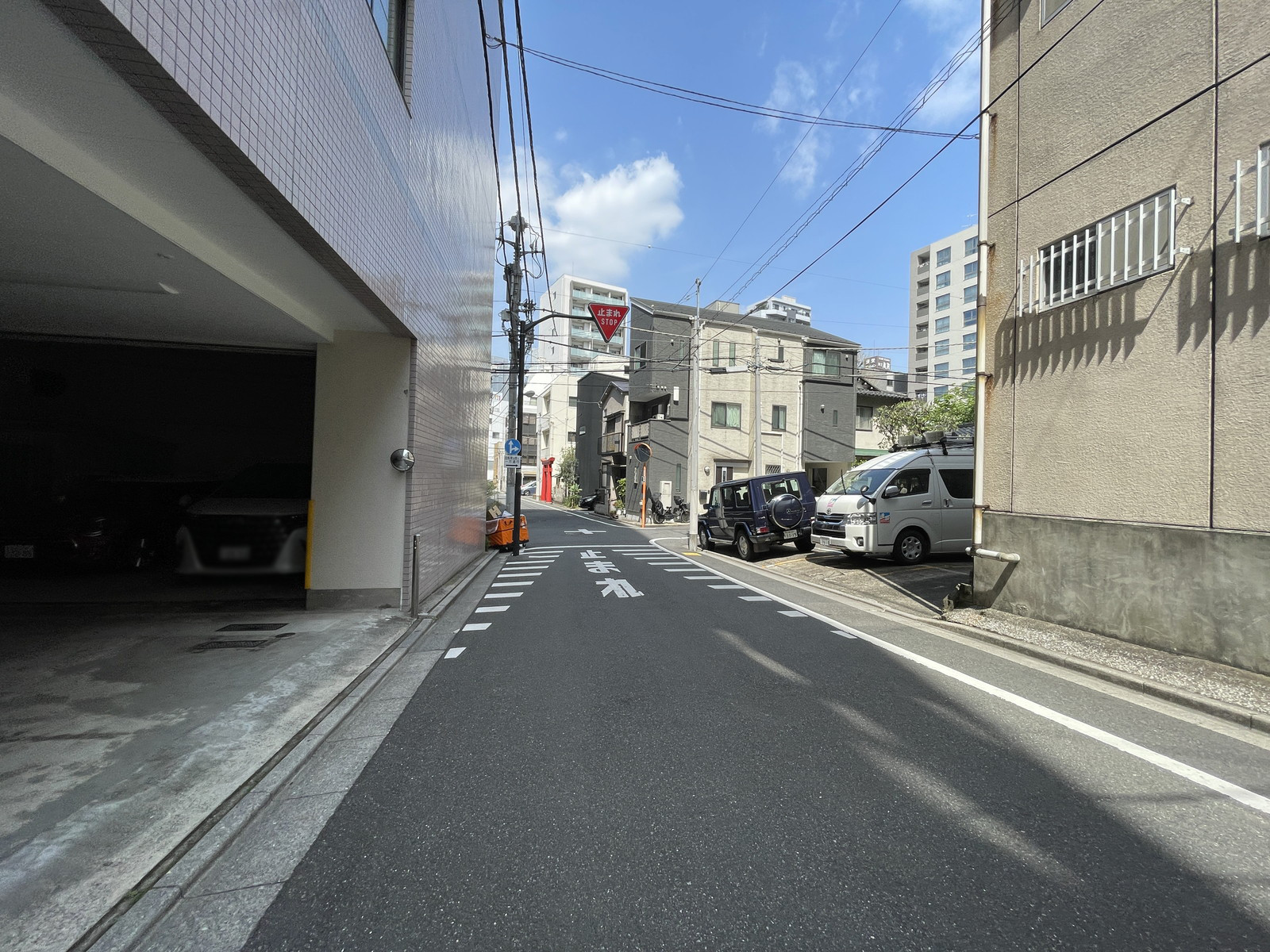 田原ビル前面の通り