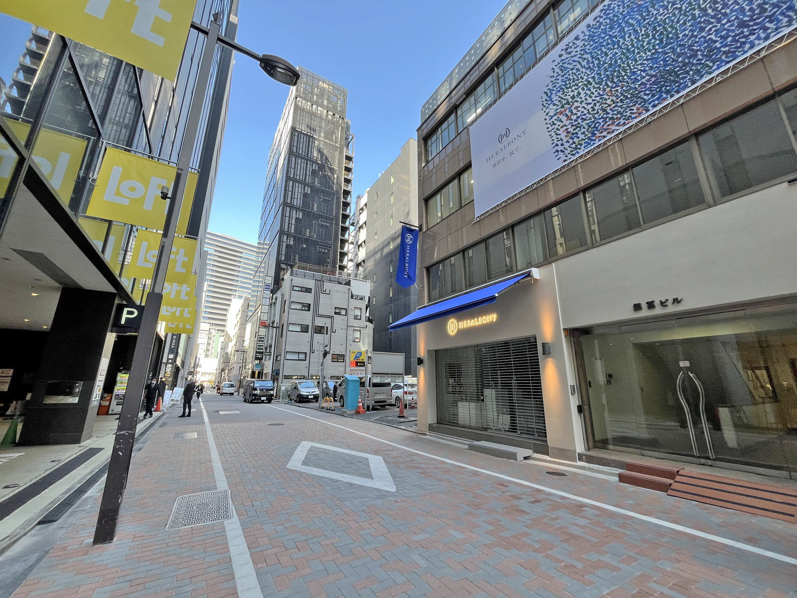 銀座YUKI前面通り
