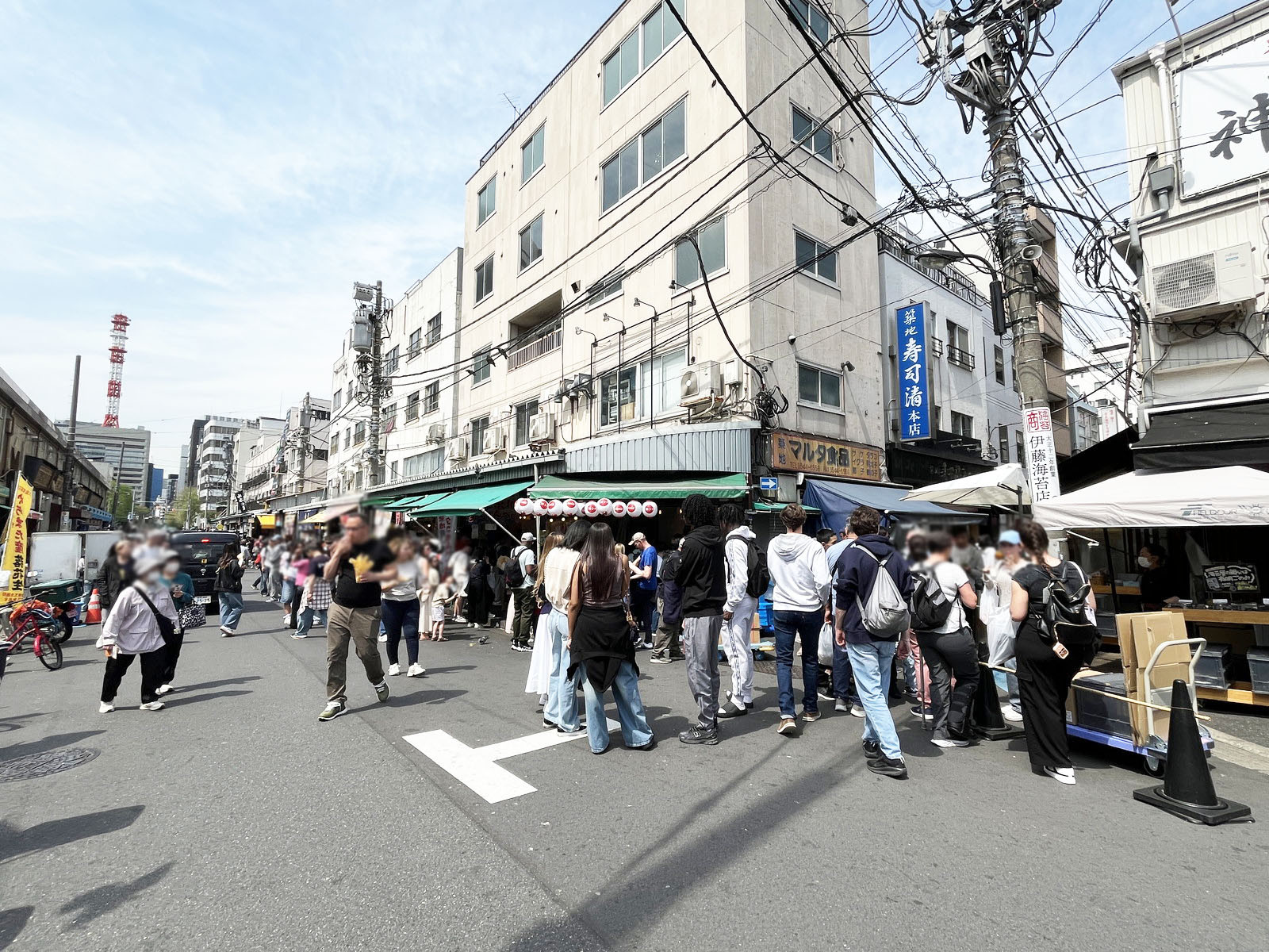徒歩1分の築地場外市場