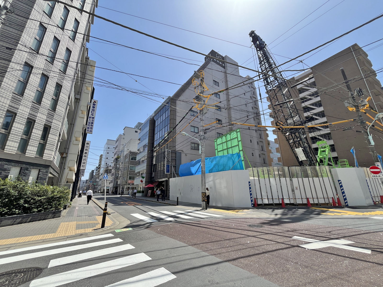 ウィンド小伝馬町2前面通り
