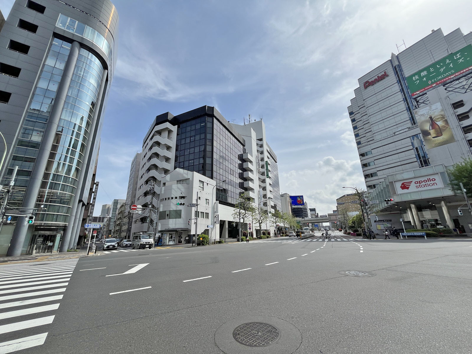 VORT茅場町1前面の新大橋通り