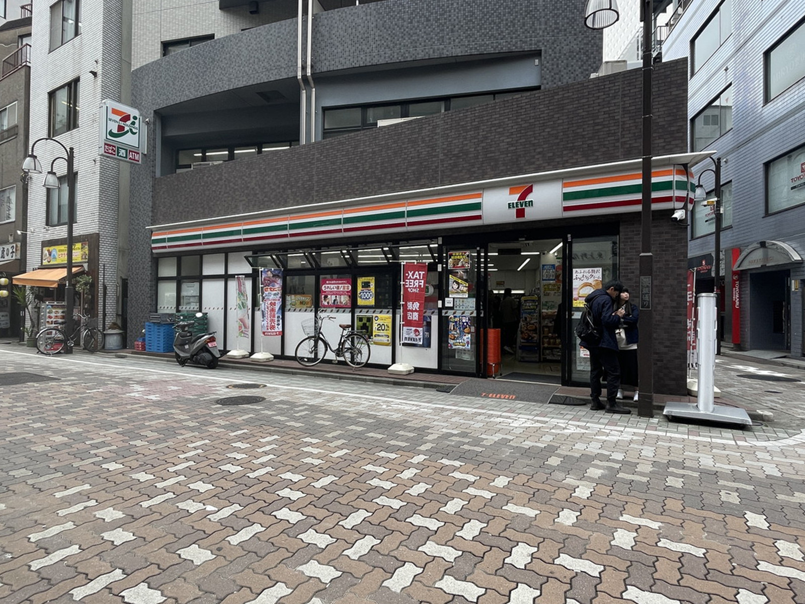斜め向かいのセブン-イレブン 東上野2丁目車坂通り店