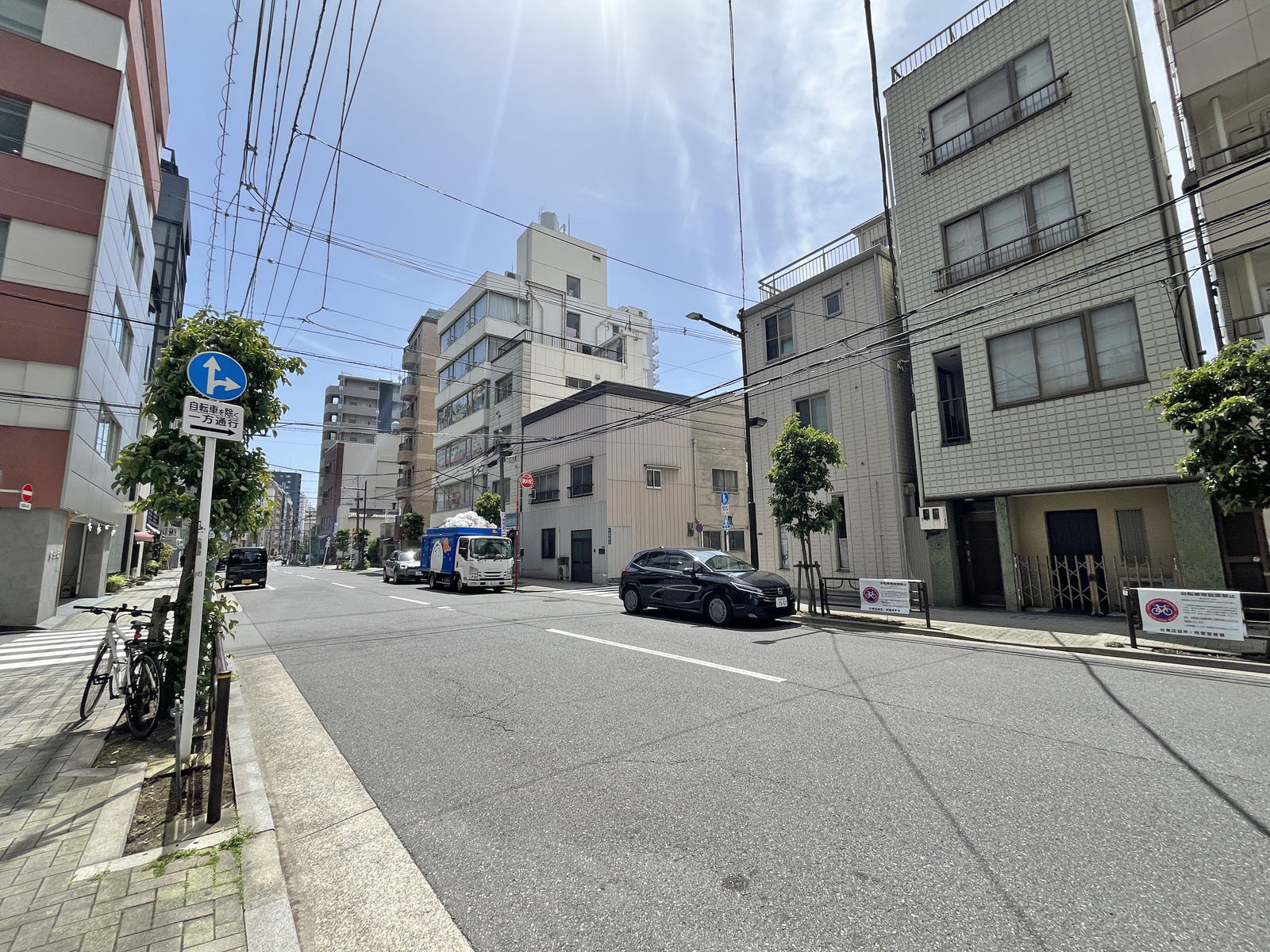 ダイアパレス大洋駒形前面通り