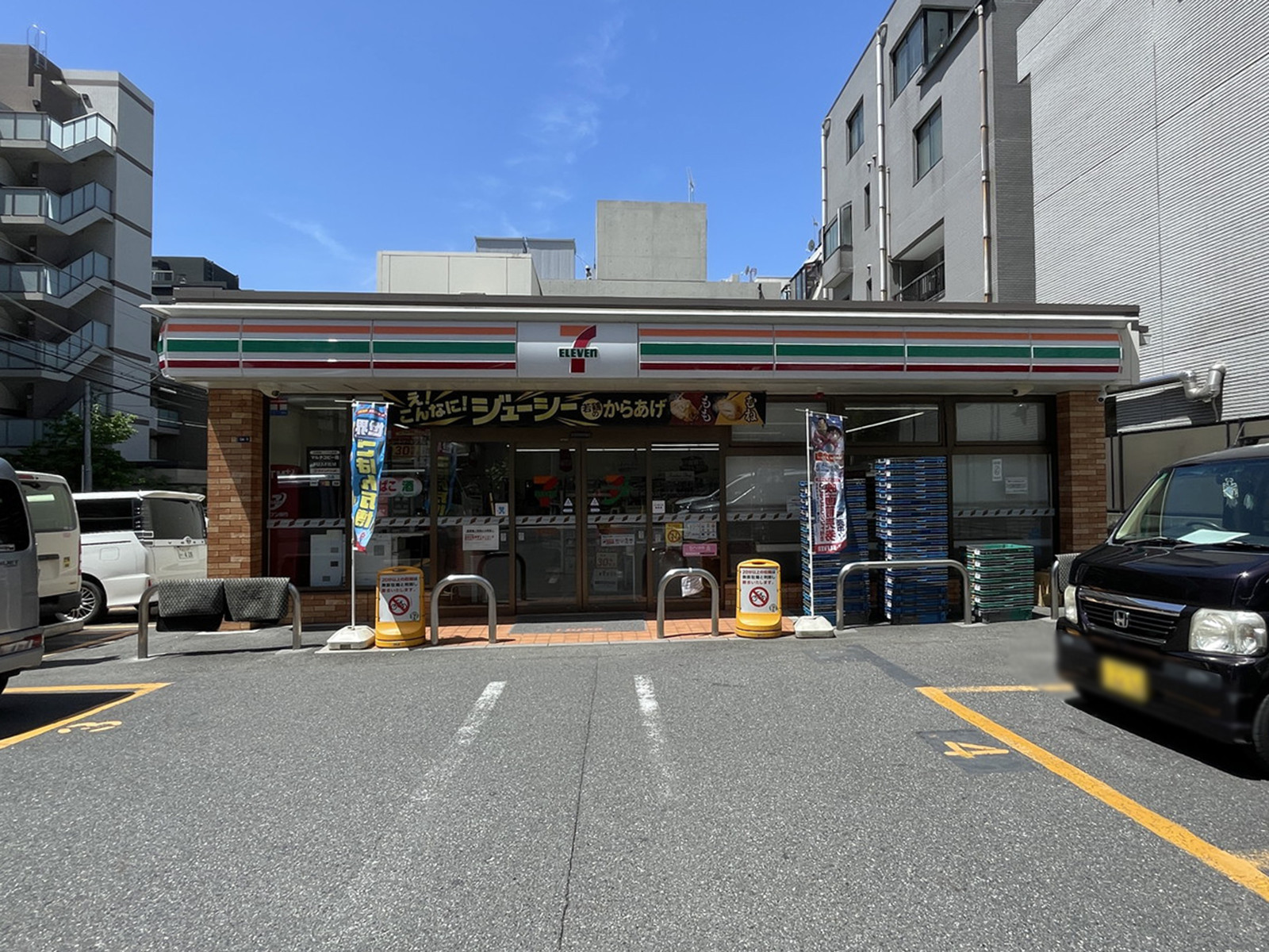 徒歩2分のセブン-イレブン 原宿外苑店