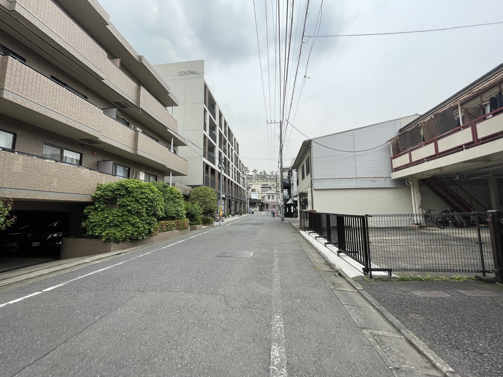 緑橋ビル2前面の通り