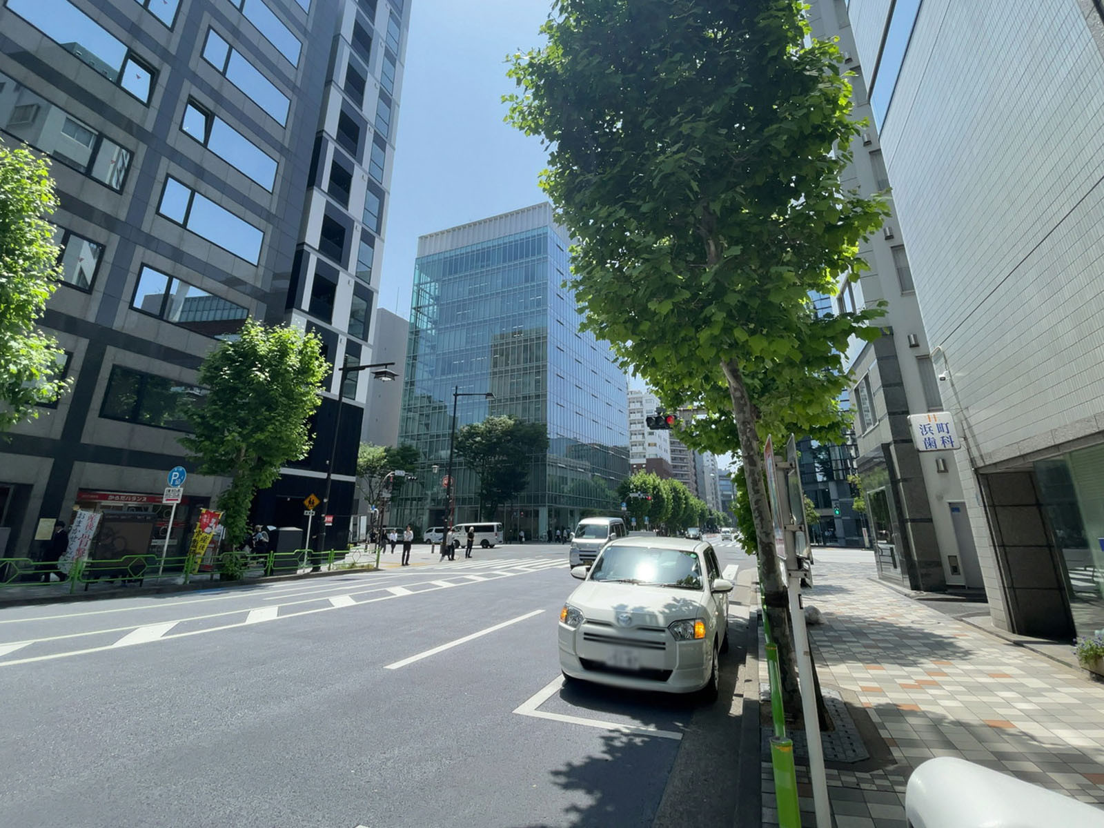 プラザANS前面の通り