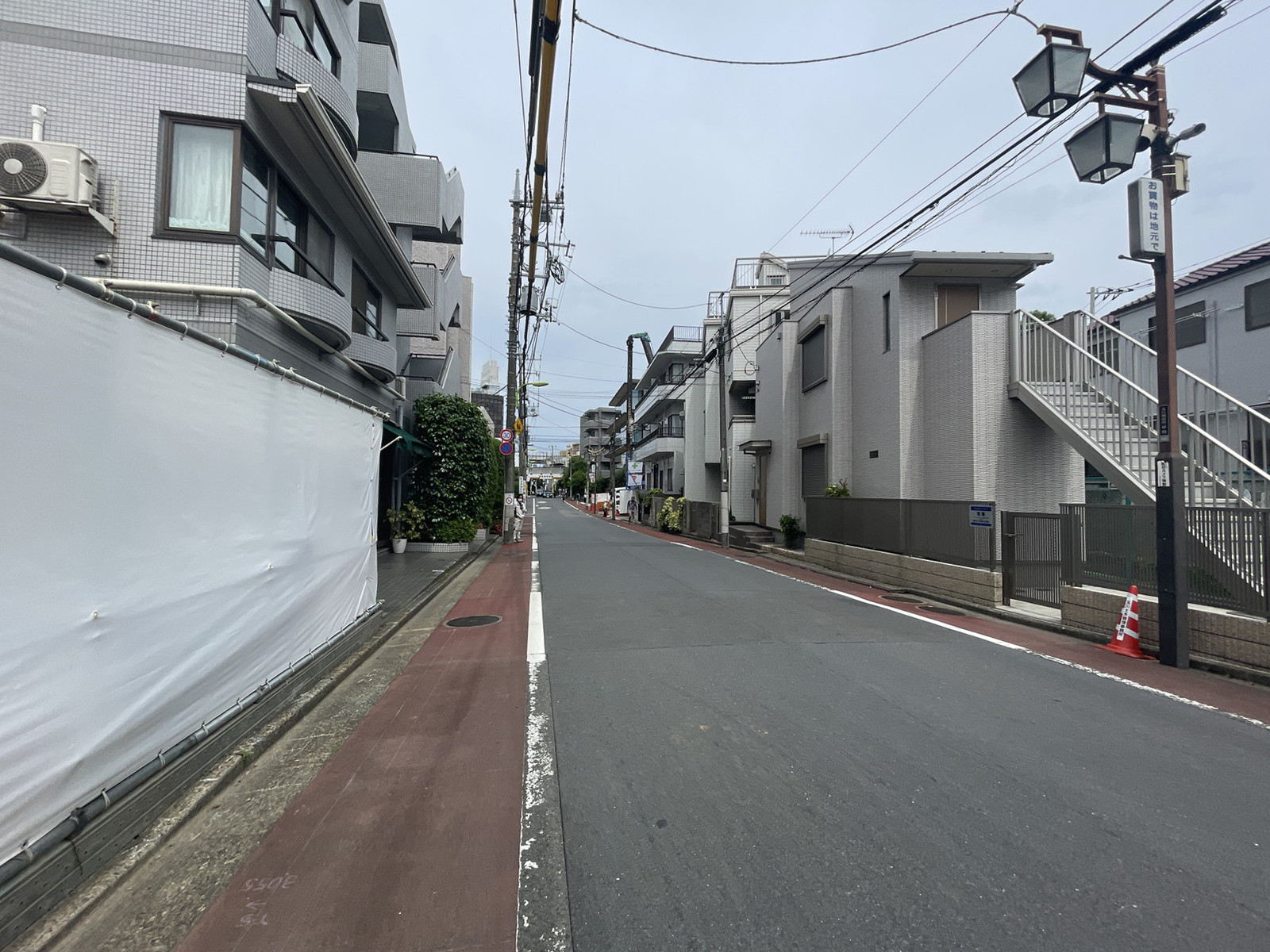 睦ビル二子玉川前面の通り