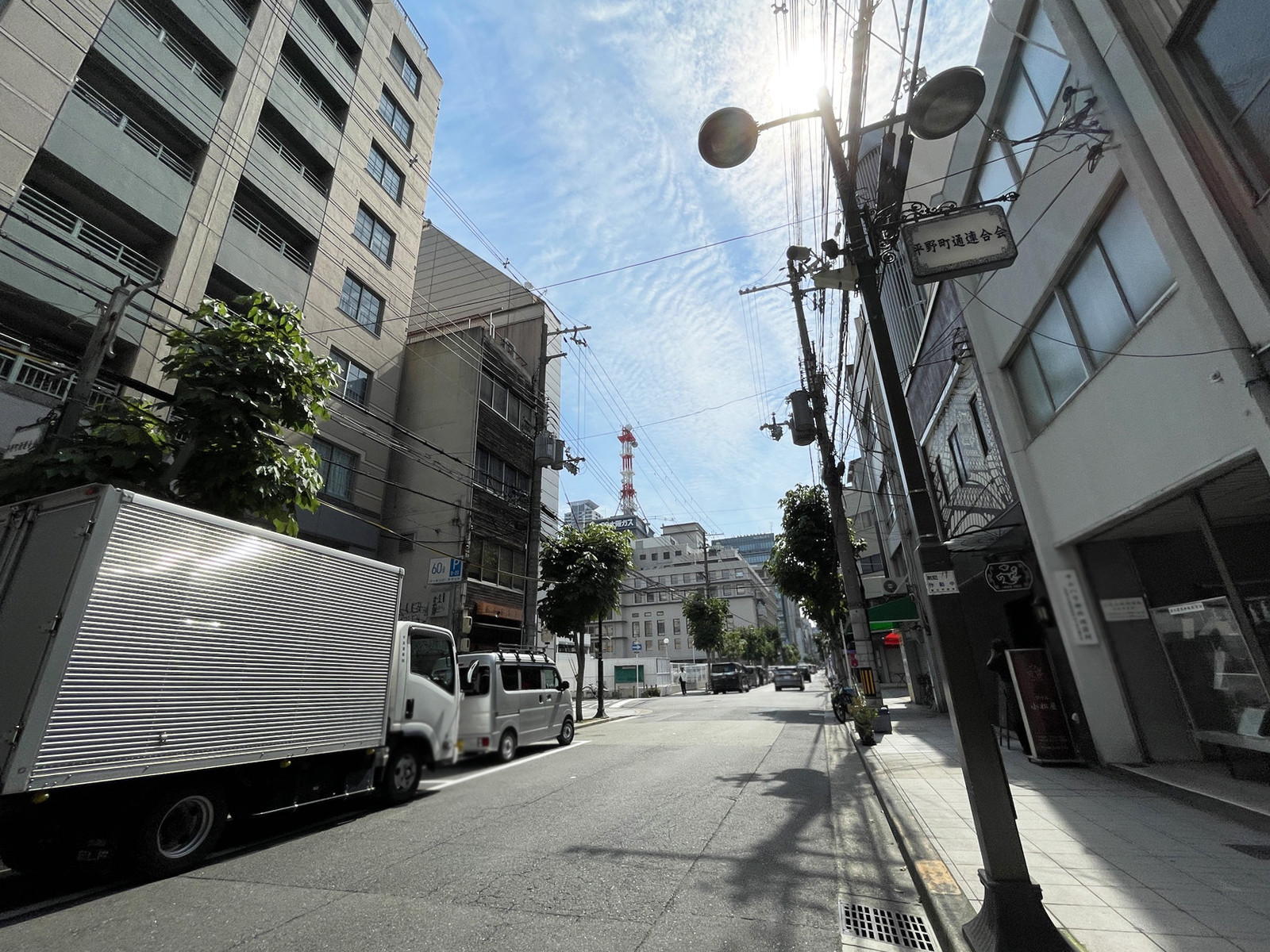 レイビビル前面の通り