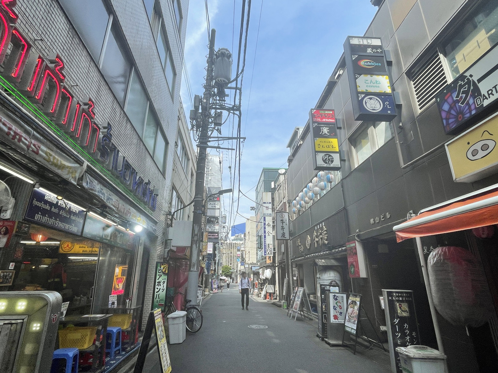 第一横山ビル前面の通り
