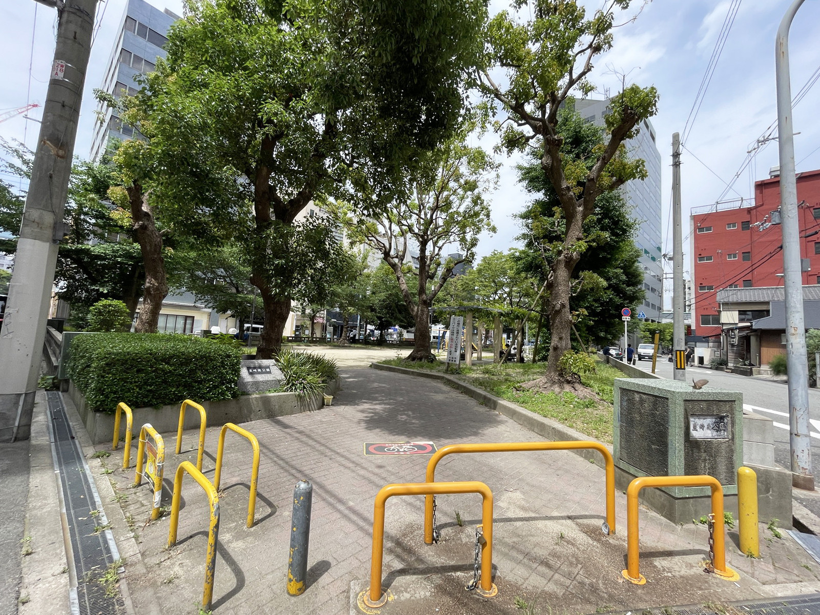 隣にある豊崎南公園