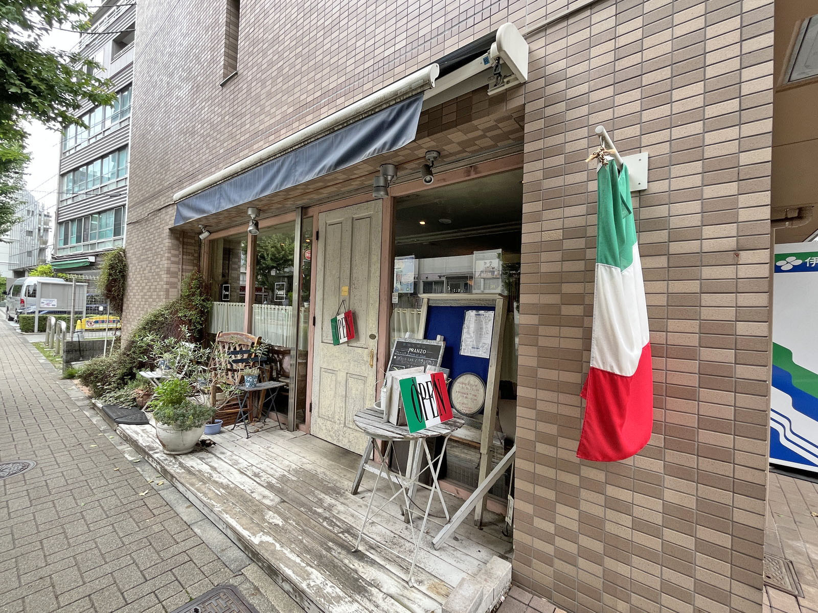 徒歩1分のイタリア料理 リコルディ