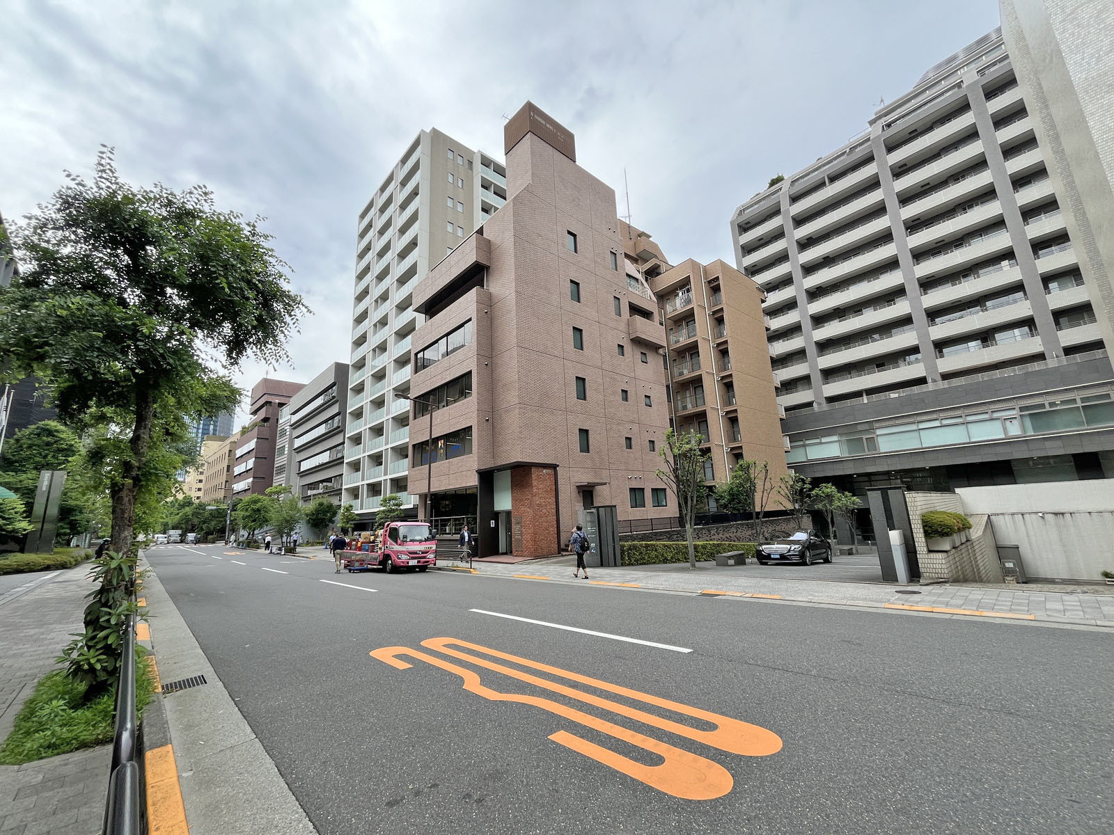 五番町センタービル前面通り