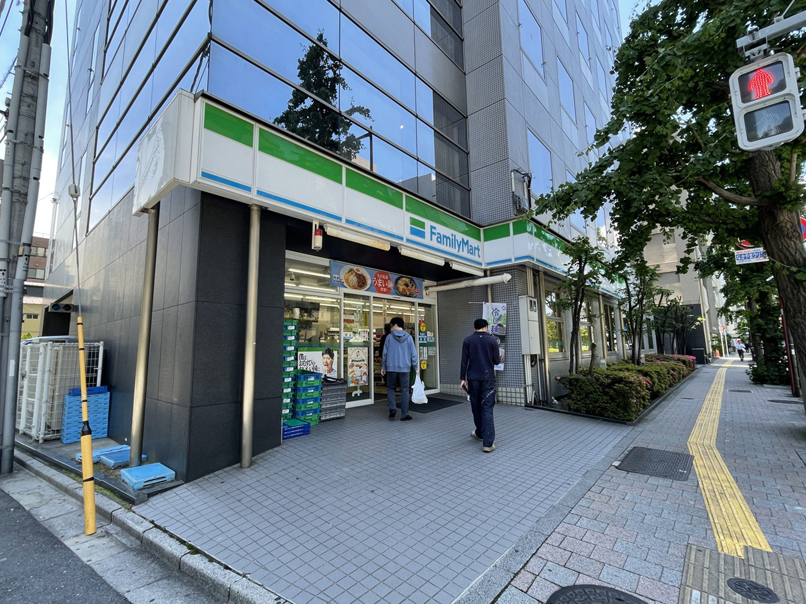 至近のファミリーマート 江戸川橋駅西店