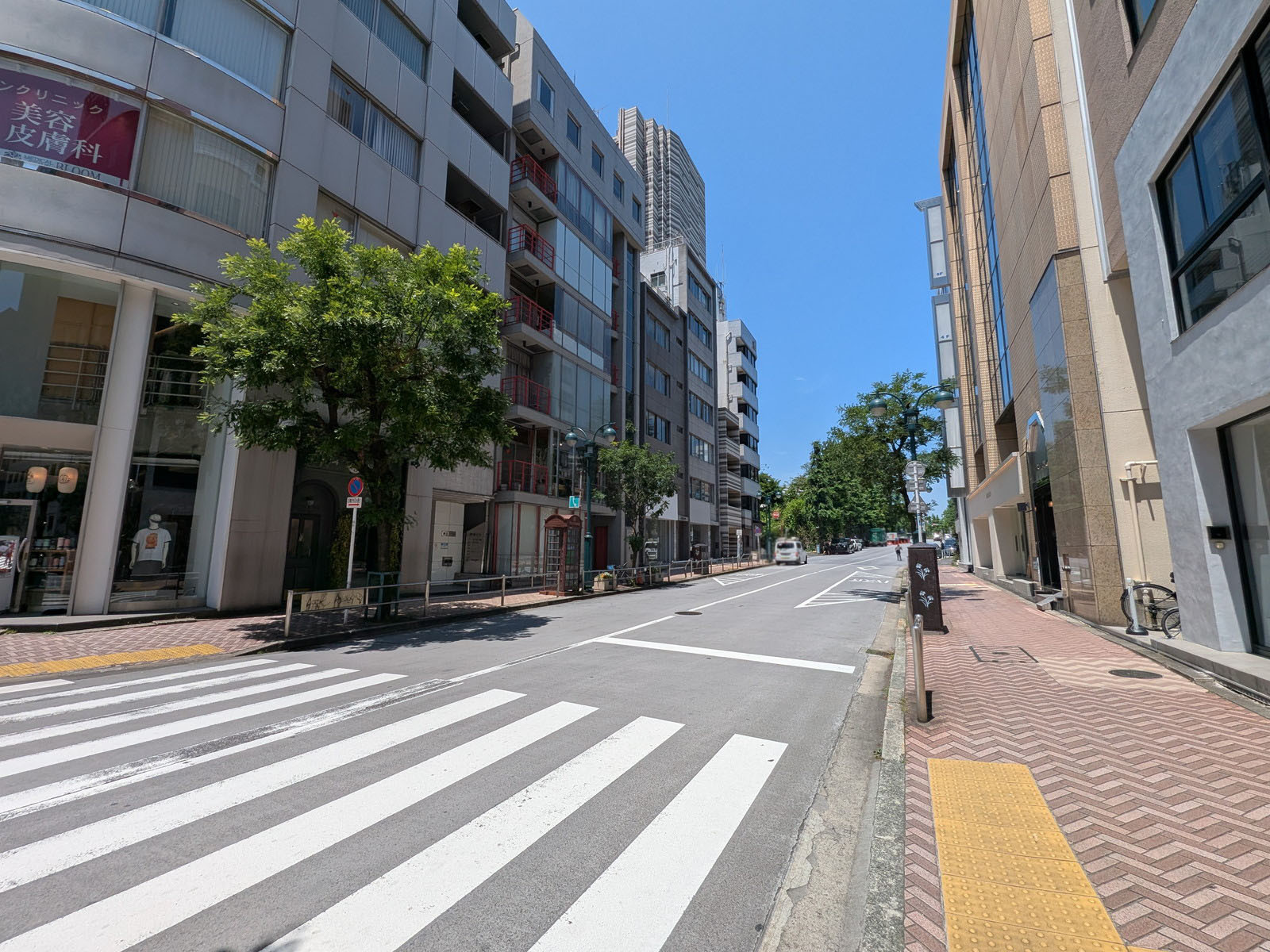 神南ビル前面のファイヤー通り