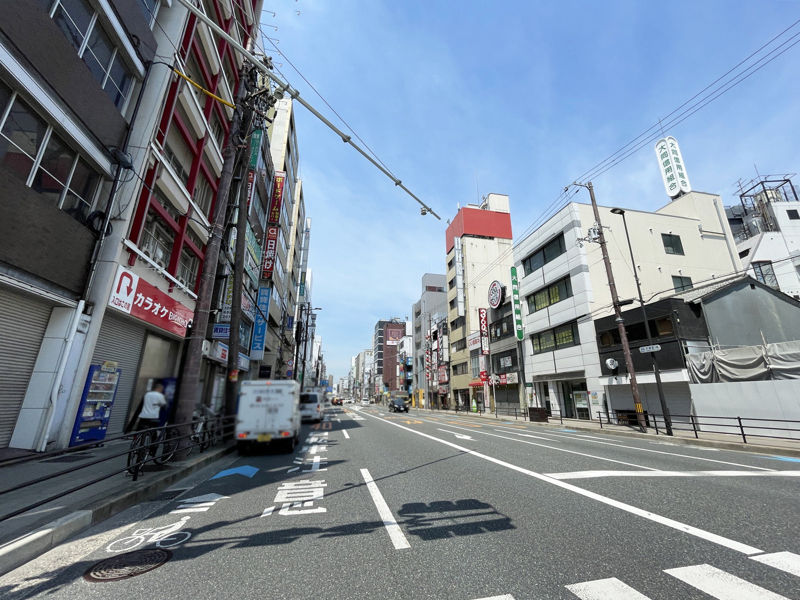 第一京橋ビル前面の通り
