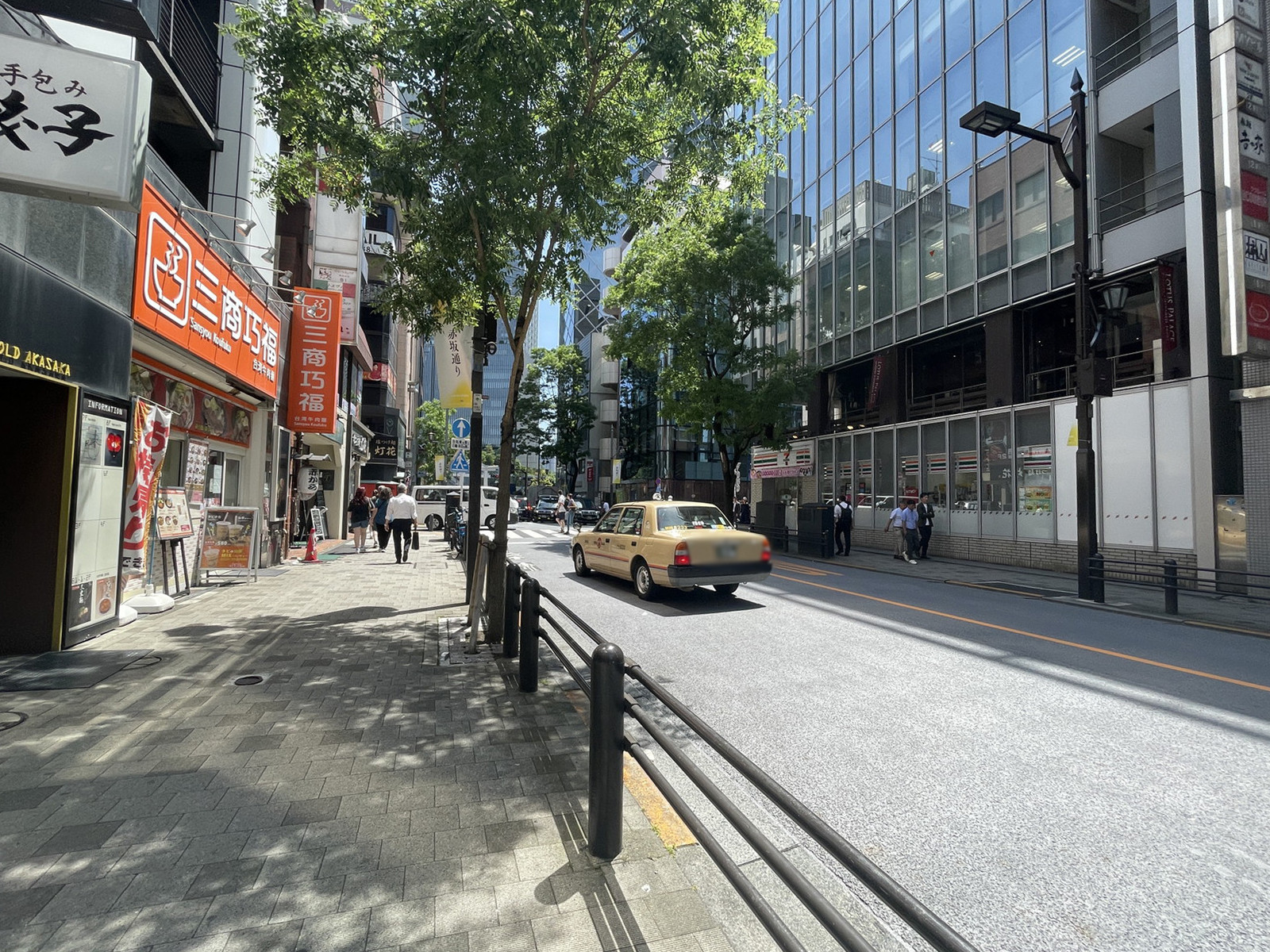 赤坂MYビル前面の通り