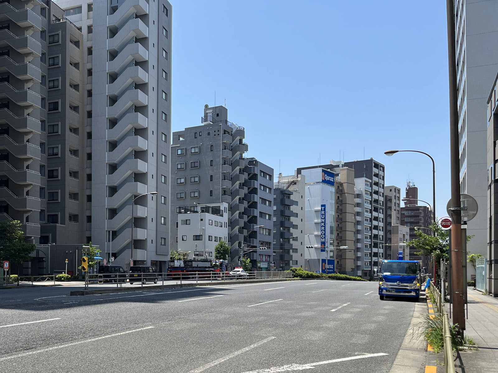 五反田NTビル前面の桜田通り