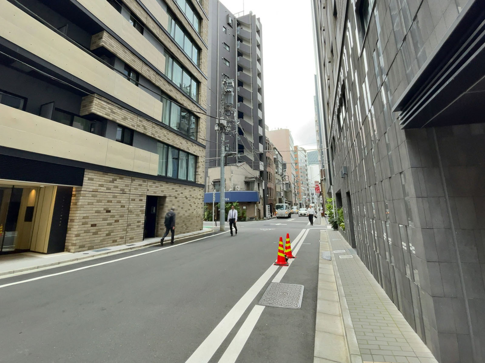 GREEN PARK淡路町ビル前面の通り