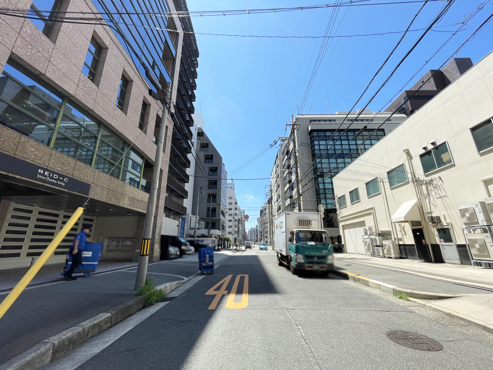 イトーピア新大阪ビル前面の通り