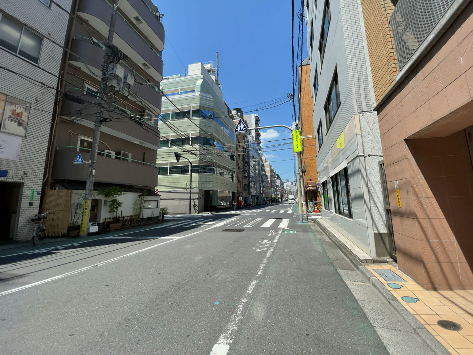 錦糸町トーセイビル4前面の通り