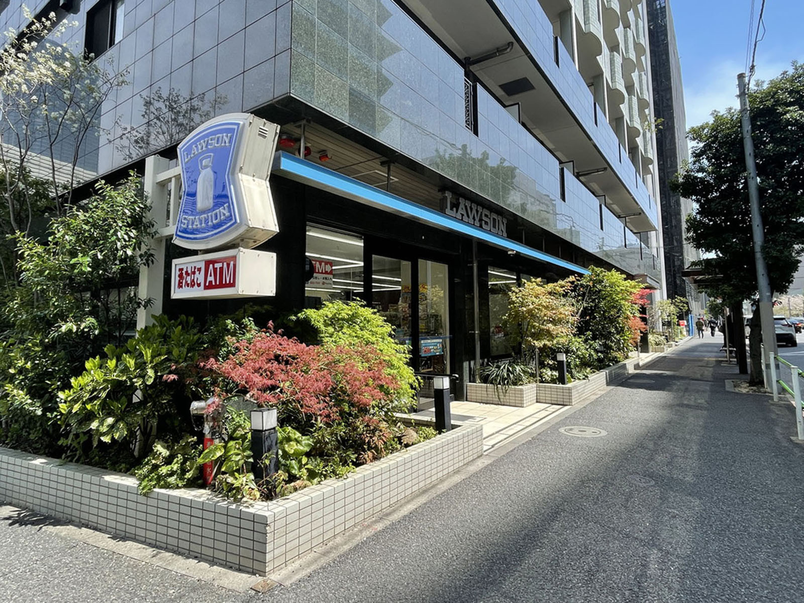 並びのローソン 三田一丁目店