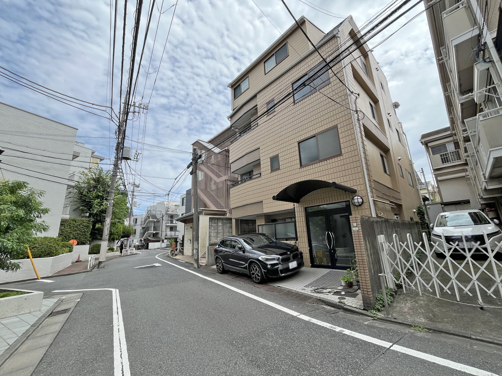 M'sレジデンス前面通り