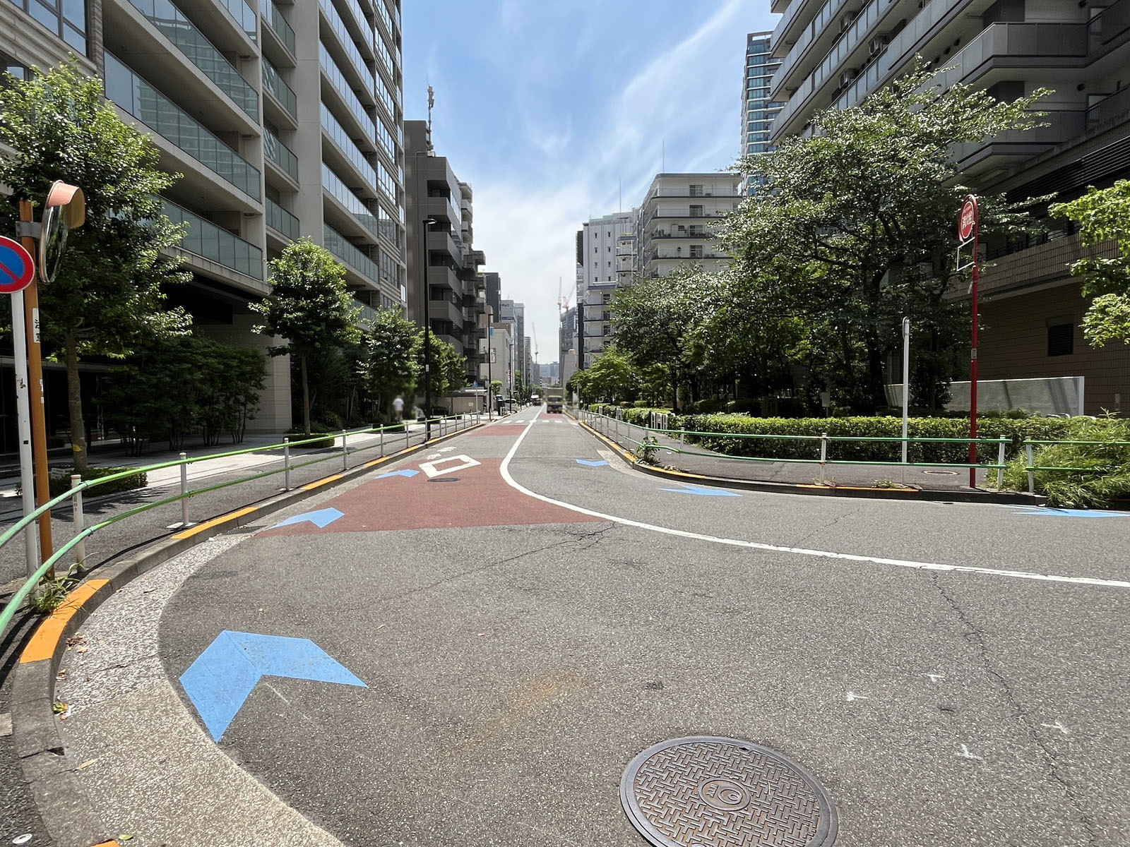 CANAL GATE SHIBAURA前面の通り