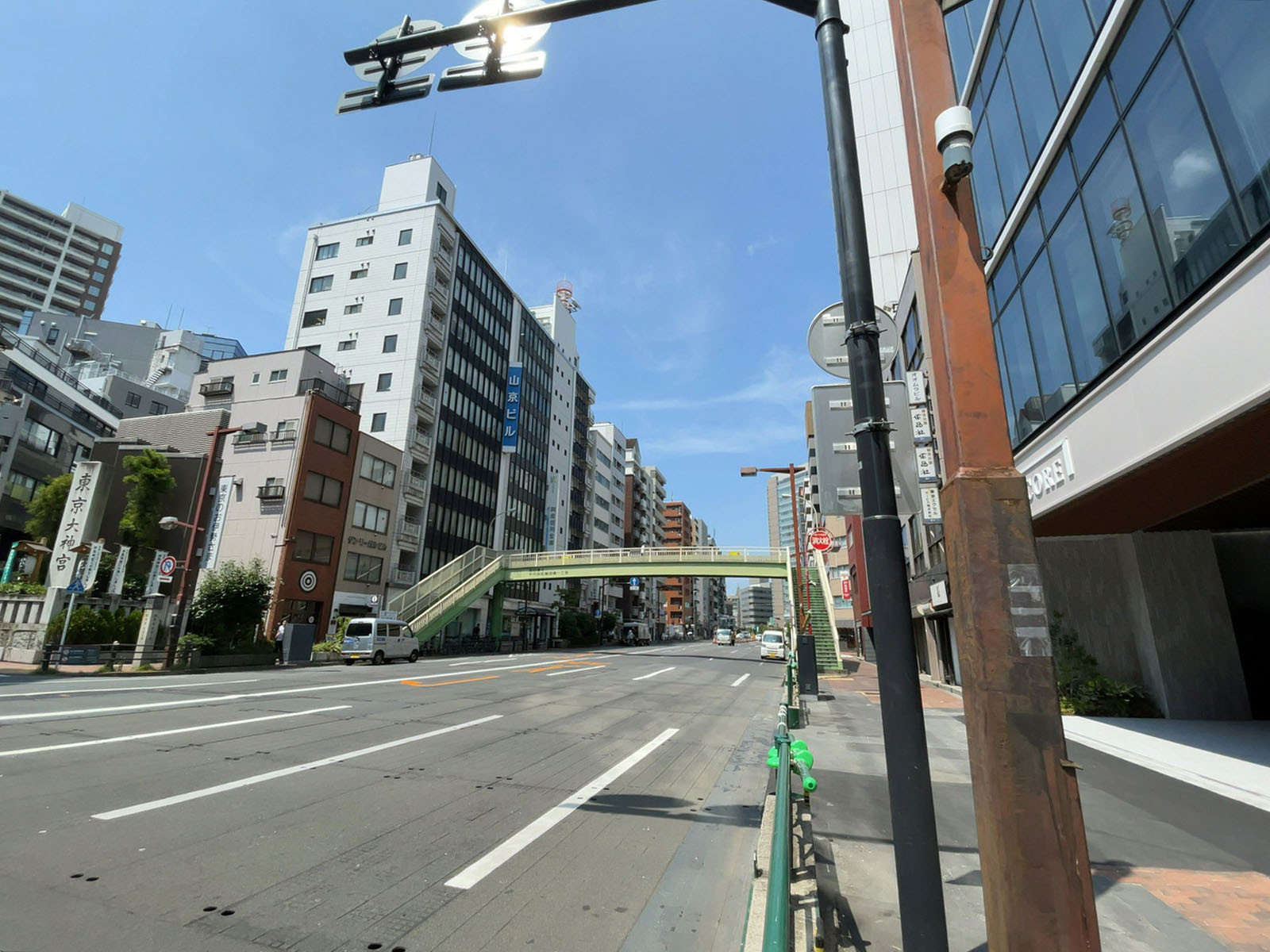 BIZCORE飯田橋前面の通り
