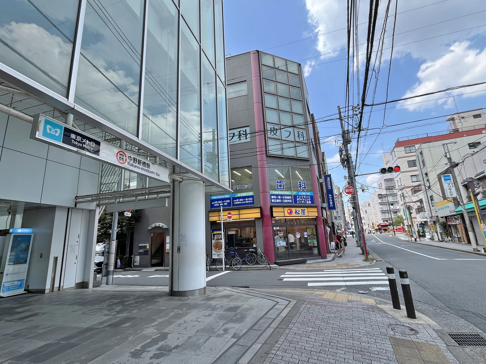最寄りの「中野新橋駅」