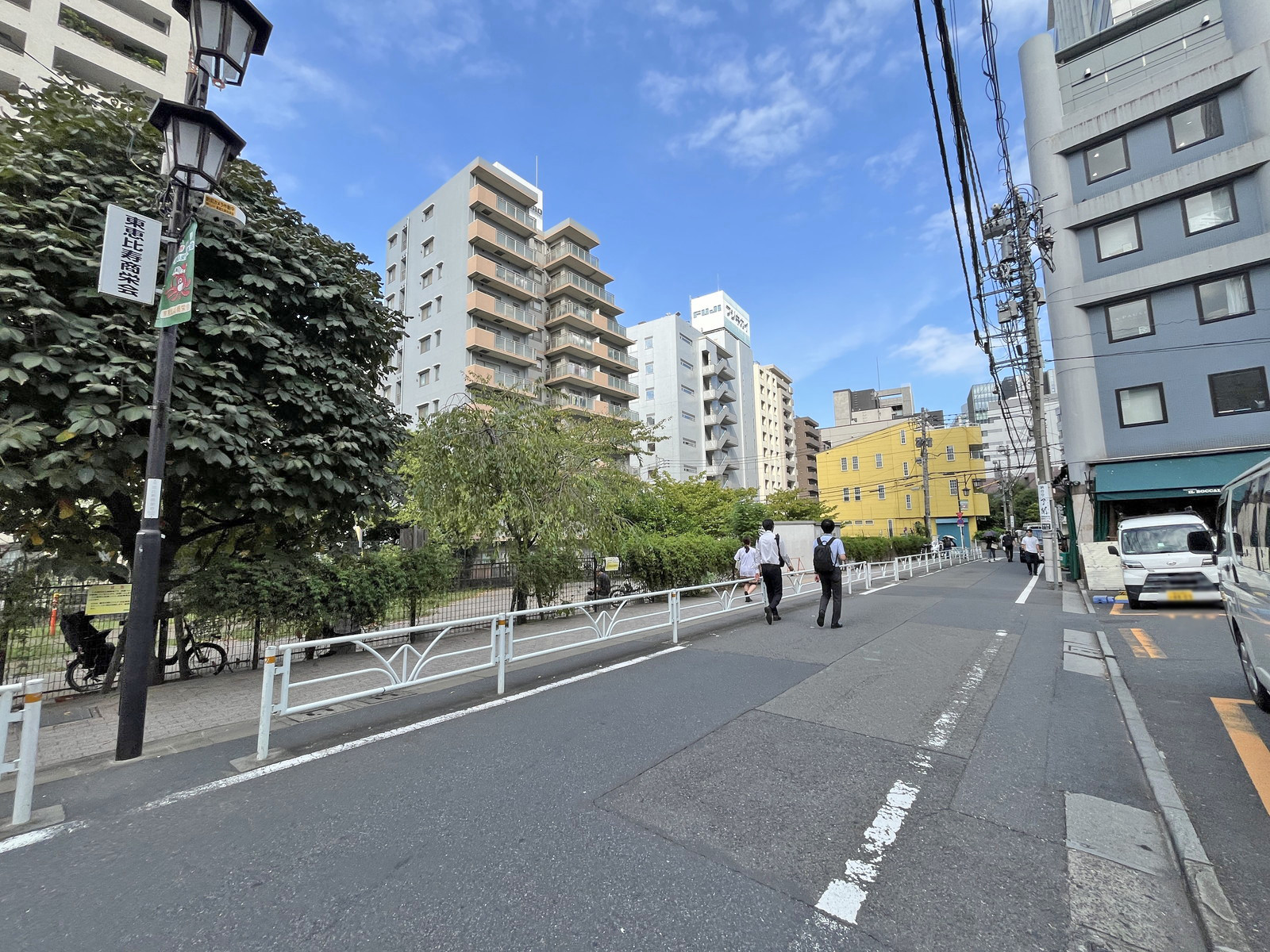 TAMA WOODY GATE EBISU前面通り