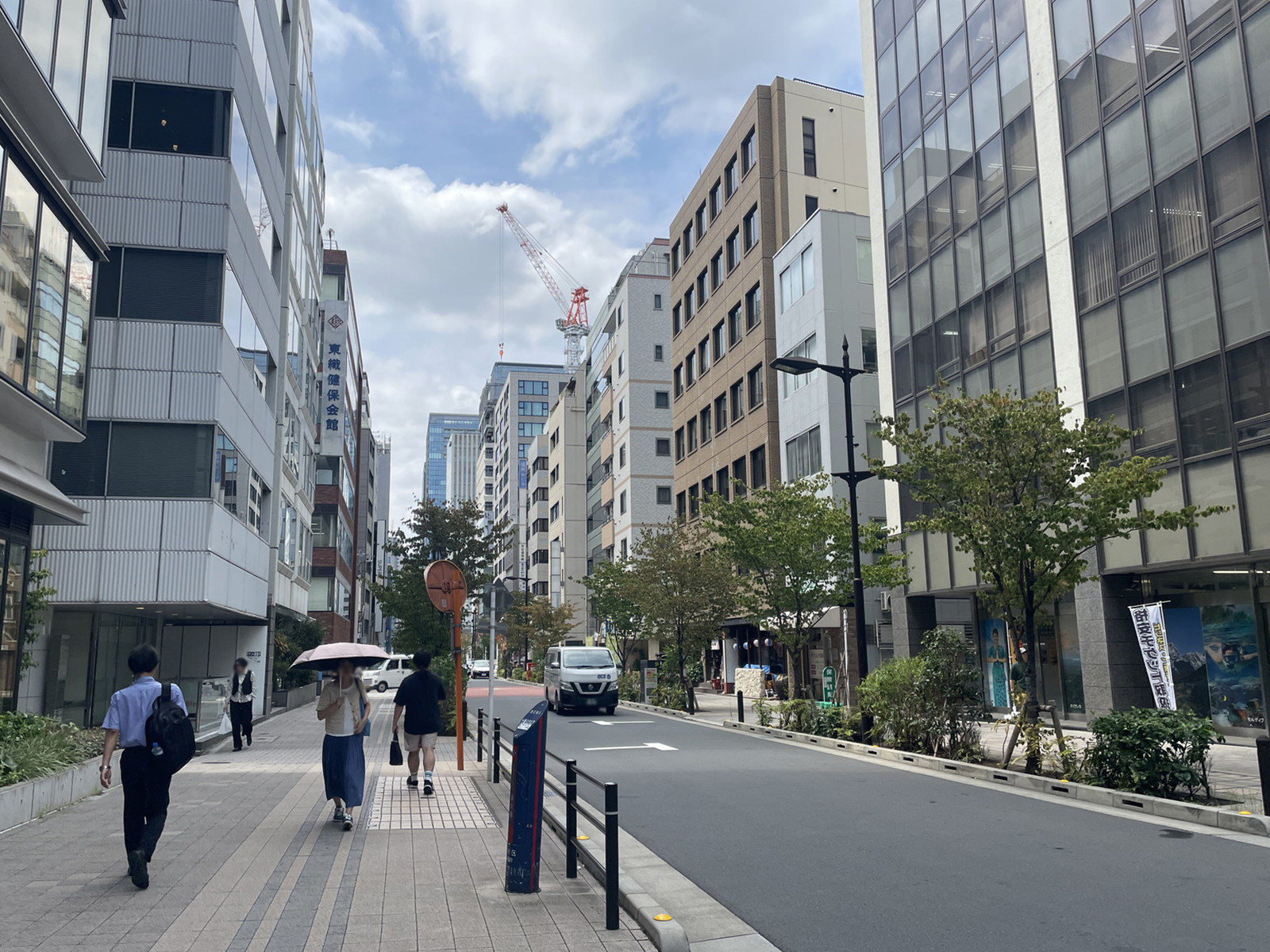 人形町PREX前面の通り