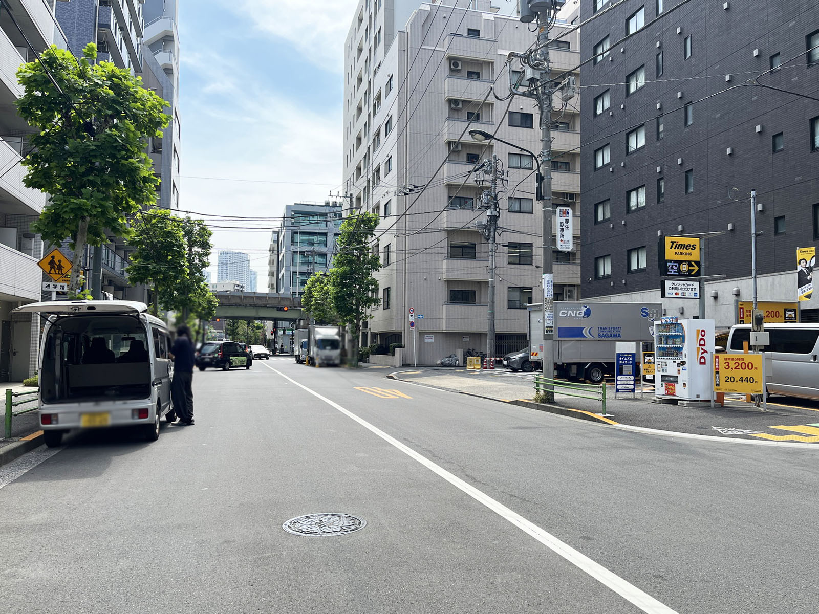 第2山内ビル前面の通り