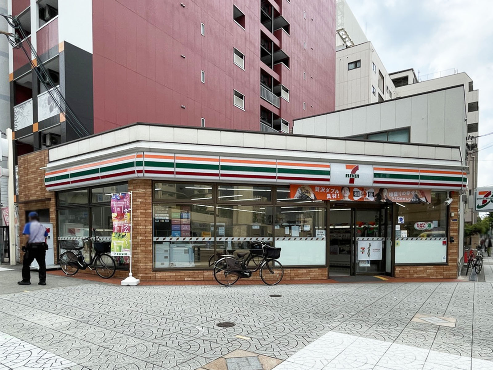 同じ通りにあるセブン-イレブン 大阪農人橋1丁目店
