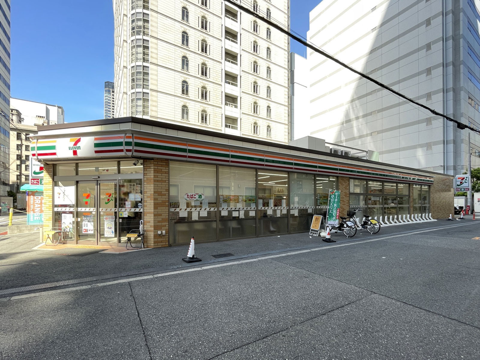 至近のセブン-イレブン 堺筋本町南店
