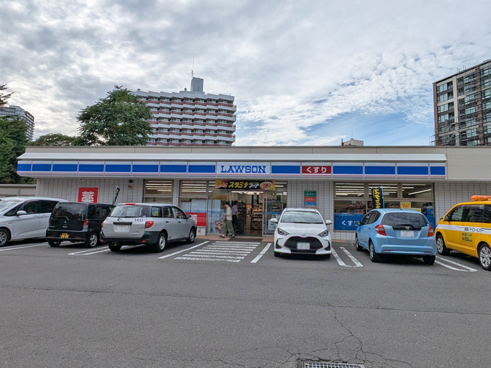 至近のローソン 札幌南７条西一丁目店